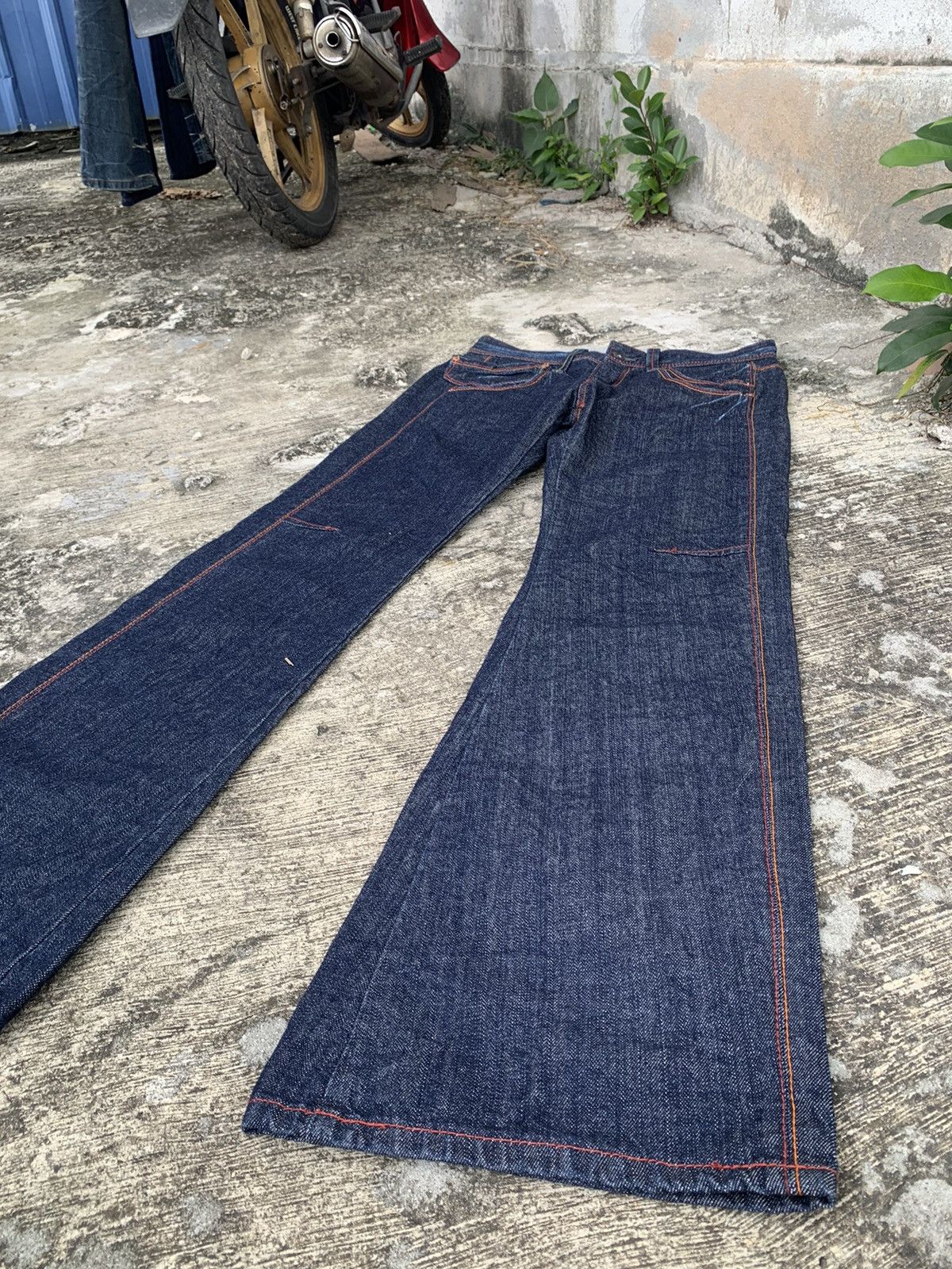 If Six Was Nine × Japanese Brand × Le Grande Bleu (L.G.B.) Flare et boite baggy bootcut jeans Size 32" / US 10 / IT 46 - 6 Thumbnail
