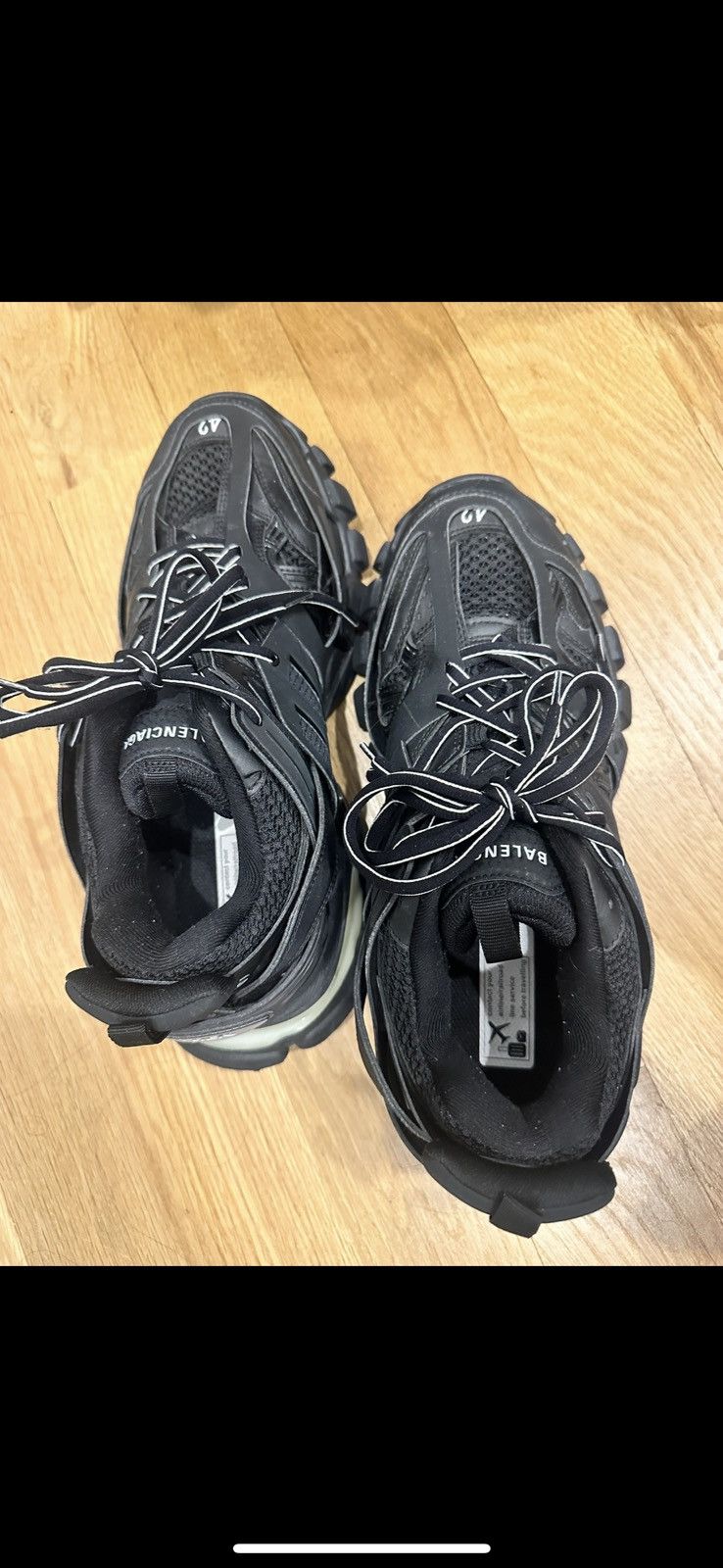 Blue and Grey B22 Runners
