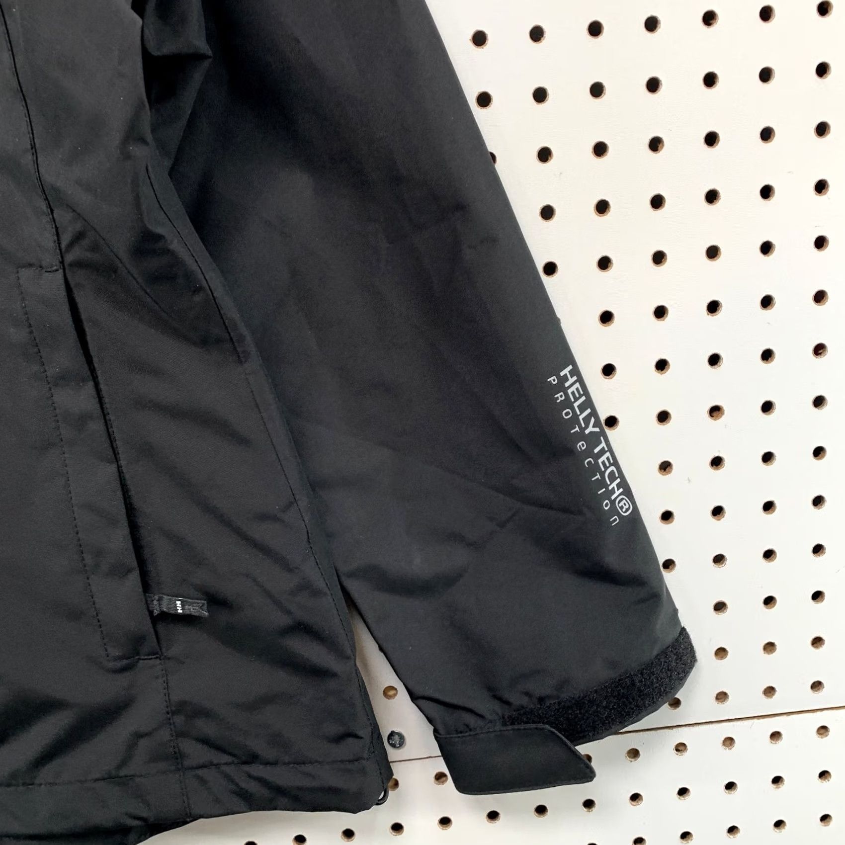 Helly Hansen Helly Hansen Rain Jacket Womens Large Waterproof Hooded Helly Tech Protection Jacket Size L / US 10 / IT 46 - 7 Thumbnail