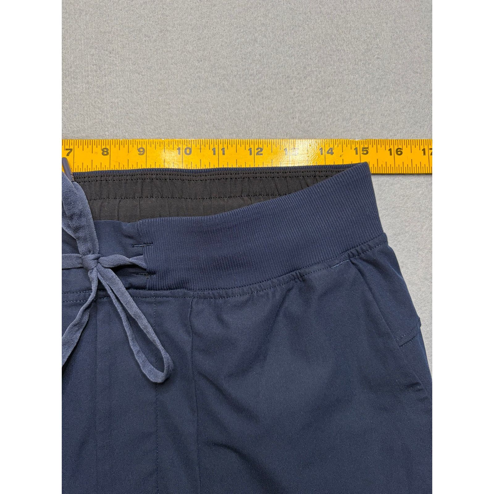 Lululemon Lululemon Men’s Jogger Pants Size Large Black Athletic Size US 26 / EU 42 - 6 Thumbnail
