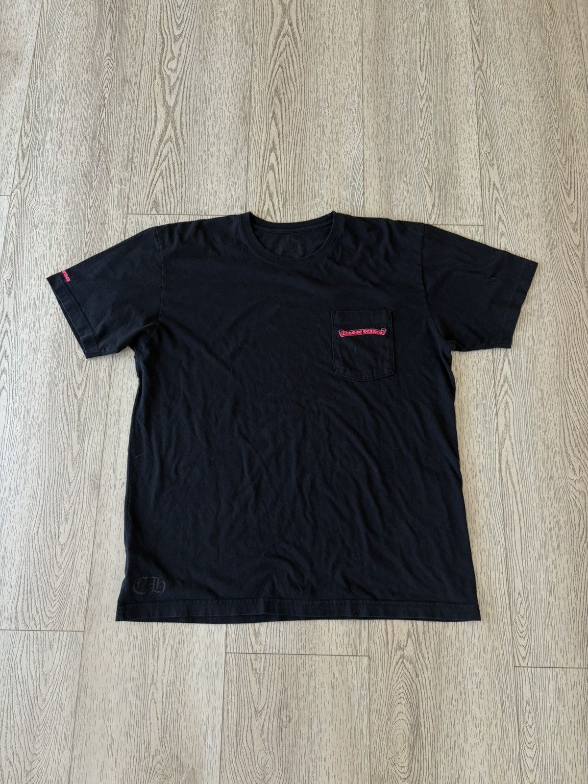 Chrome Hearts Chrome Hearts Pink Neon Hollywood Scroll Pocket Tee Size US XL / EU 56 / 4 - 1 Thumbnail