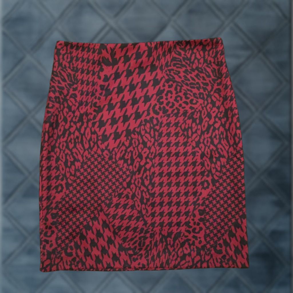 Vintage New York & Company Skirt M Red Animal Print Knee Length Pull Unlined Polyester Spandex Women Pencil Size 32" / US 10 / IT 46 - 1 Thumbnail