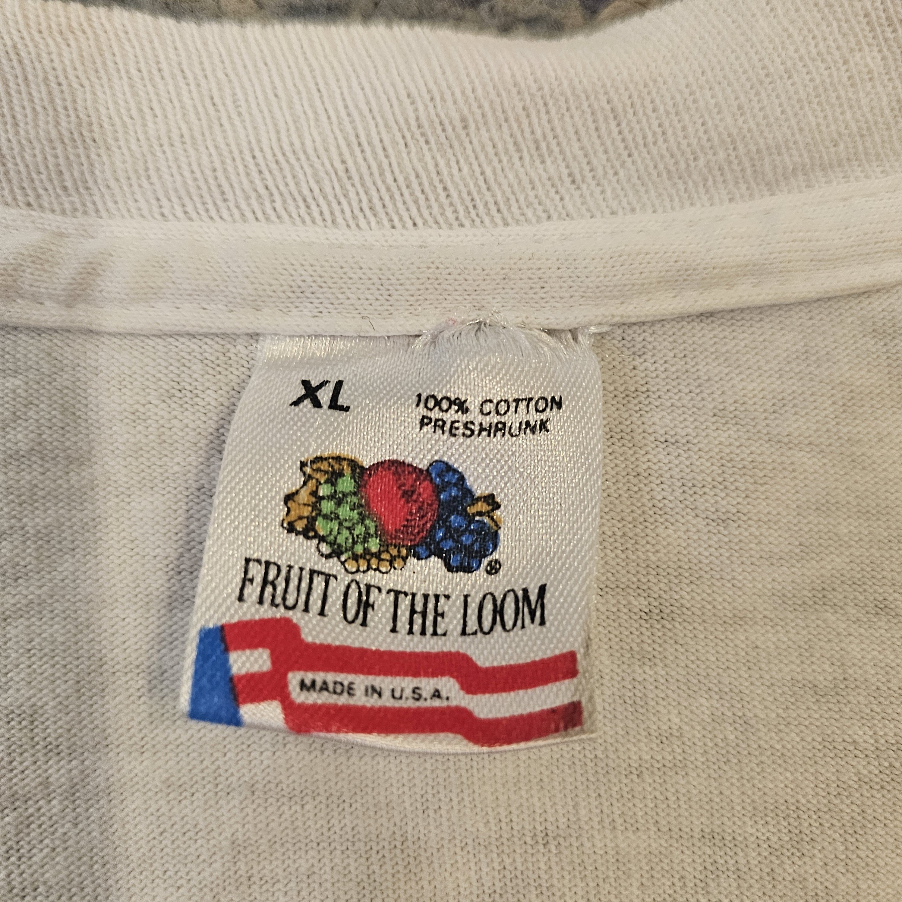 Vintage Vintage 1991 Yale BGLAD Gay Pride Pink Triangle T-Shirt Size US XL / EU 56 / 4 - 5 Thumbnail