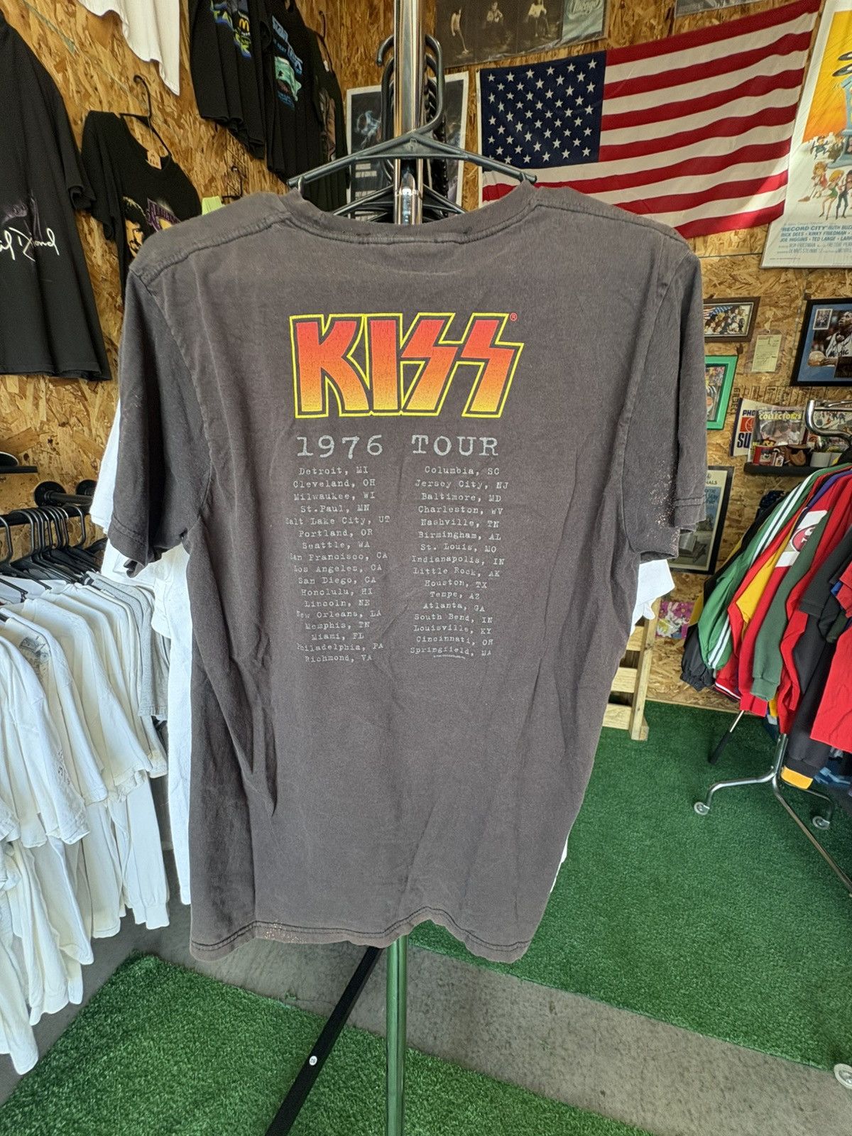 Band Tees Vintage 2006 Kiss Band Tour T-Shirt Size US M / EU 48-50 / 2 - 2 Thumbnail