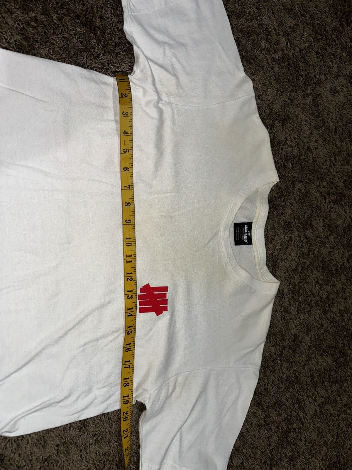 Undefeated VINTAGE UNDFTD BOXING GLOVE SHIRT Size US M / EU 48-50 / 2 - 3 Thumbnail