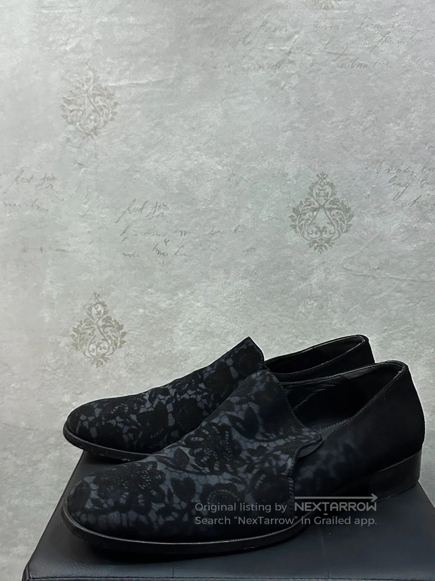 Alexander McQueen ALEXANDER MCQUEEN I have these luxurious, floral-patterned Size US 11 / EU 44 - 2 Thumbnail