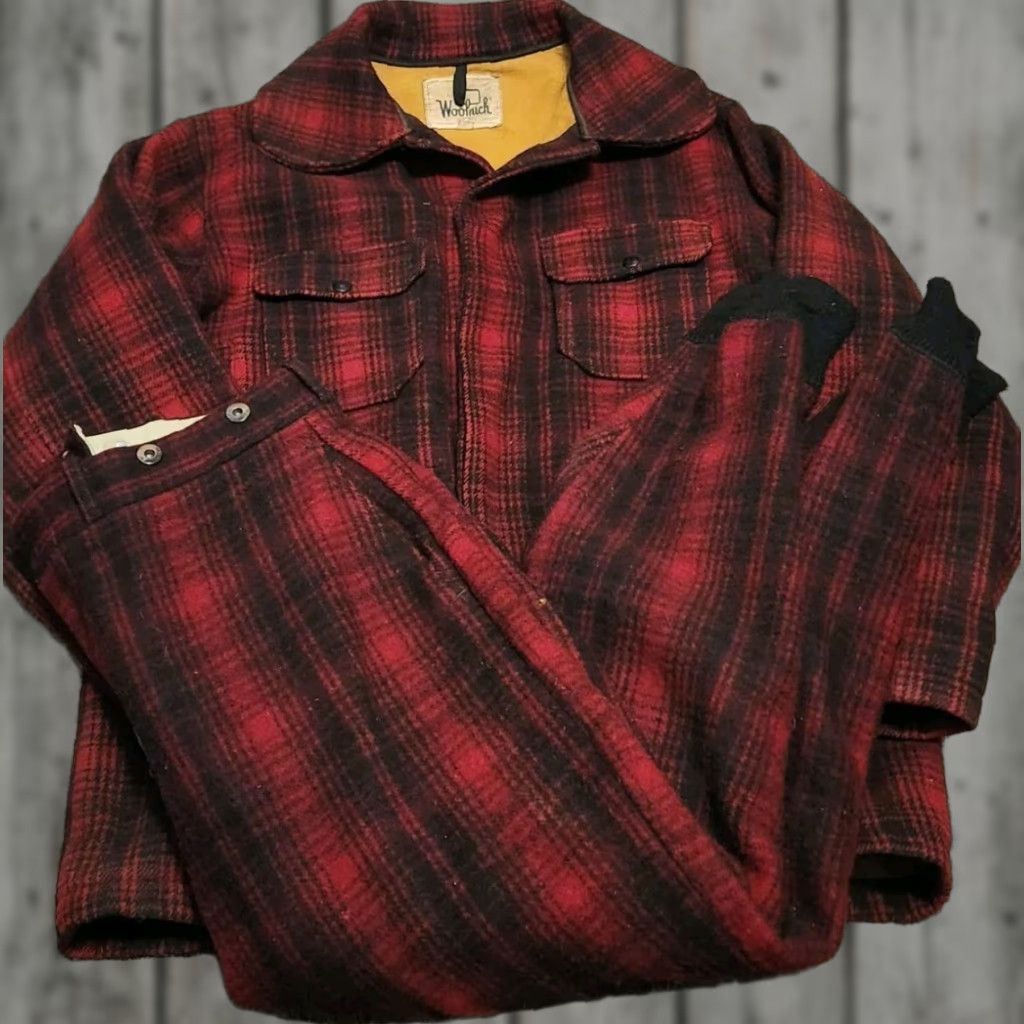 Vintage VINTAGE Woolrich Hunting Jacket Pants Buffalo Plaid Mackinaw 1960s Sz 42 Red and Black Mens Jacket Size US 42 / EU 58 - 1 Thumbnail
