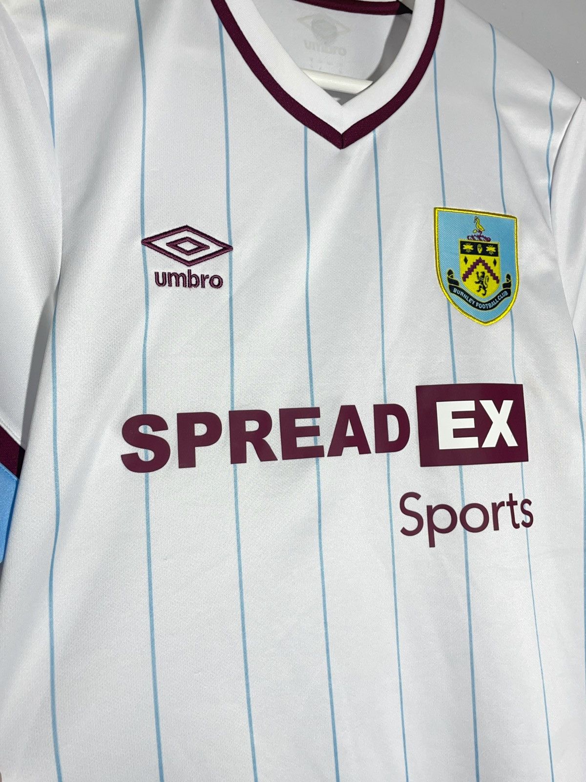 Umbro Burnley Umbro 2021/22 Home Y2k Football Shirt Size US M / EU 48-50 / 2 - 5 Thumbnail
