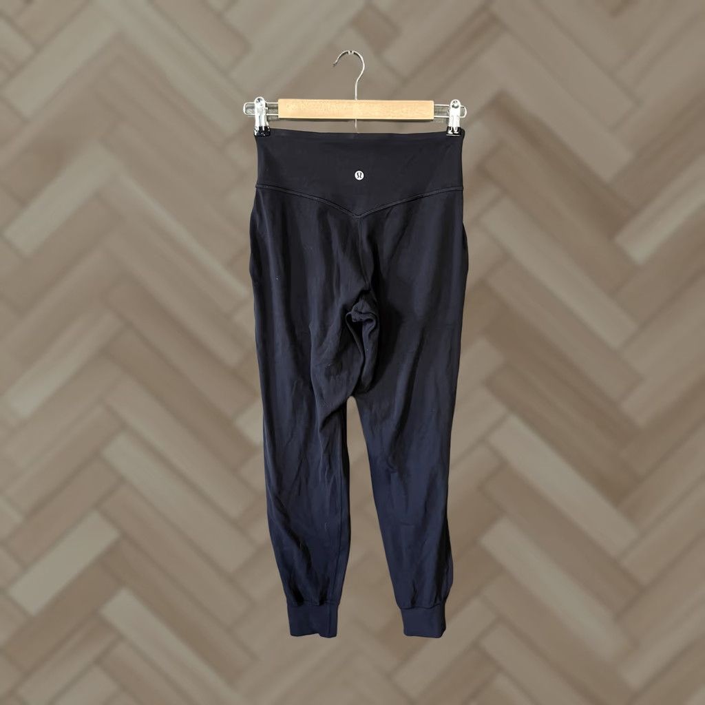 Lululemon VINTAGE-LULULEMON Align Jogger 28'' Sweatpants Womens Size 4 Logo Black W5DH6S Size 27" / US 4 / IT 40 - 1 Thumbnail