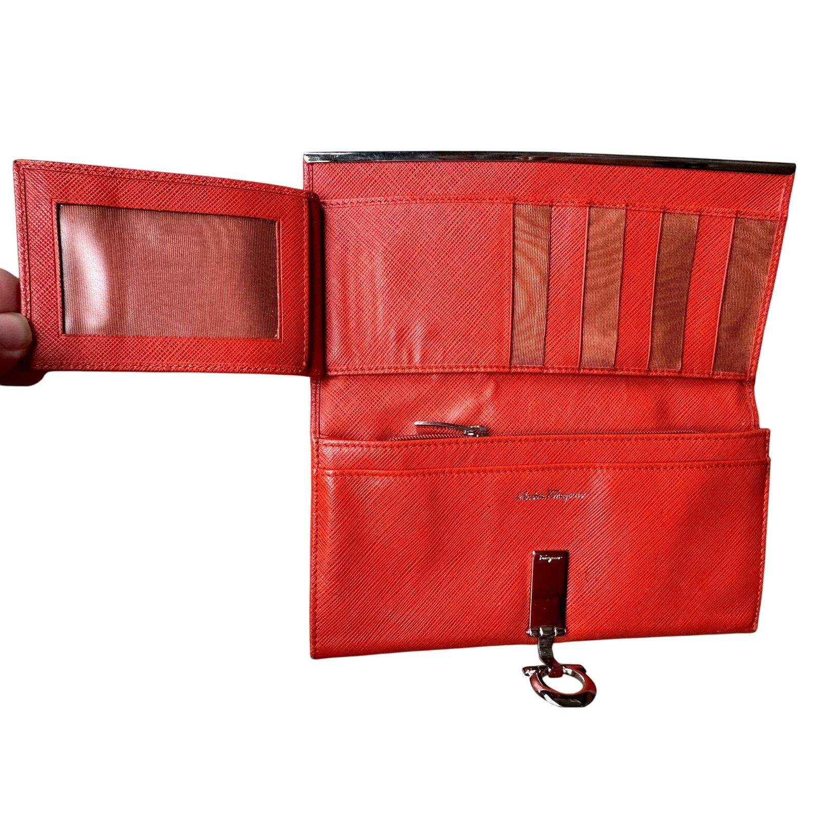 Salvatore Ferragamo Salvatore Ferragamo Pamplona Pebble Red Leather Long Wallet Size ONE SIZE - 2 Thumbnail