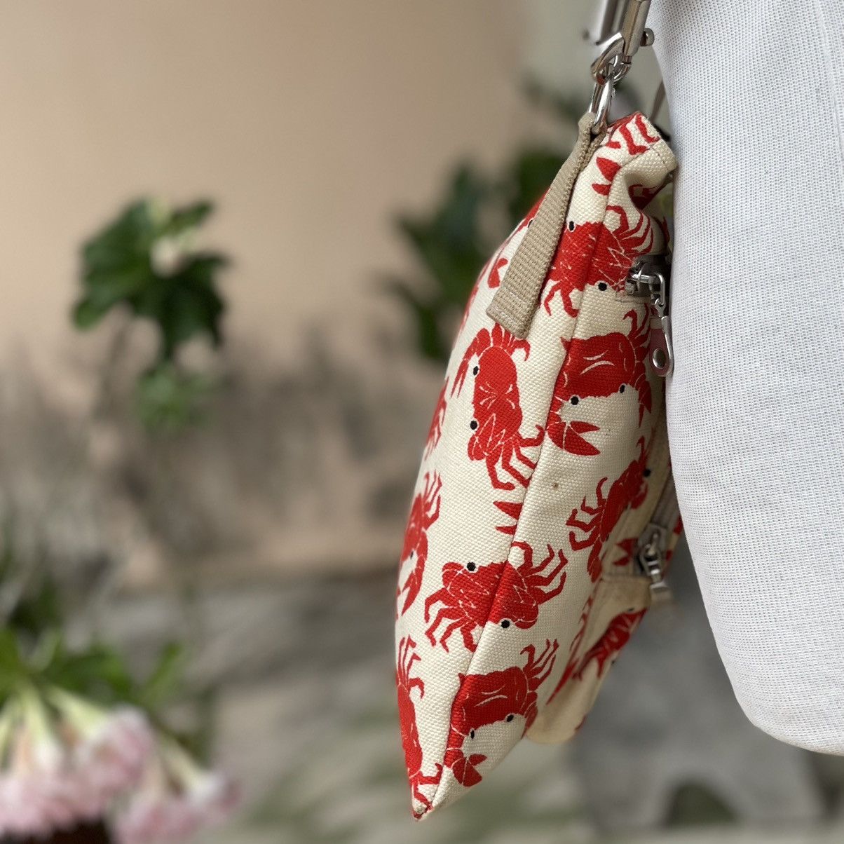 Designer × Japanese Brand Japanese Brand Wabisuke Canvas Printed Crab Crossbody Size ONE SIZE - 5 Thumbnail