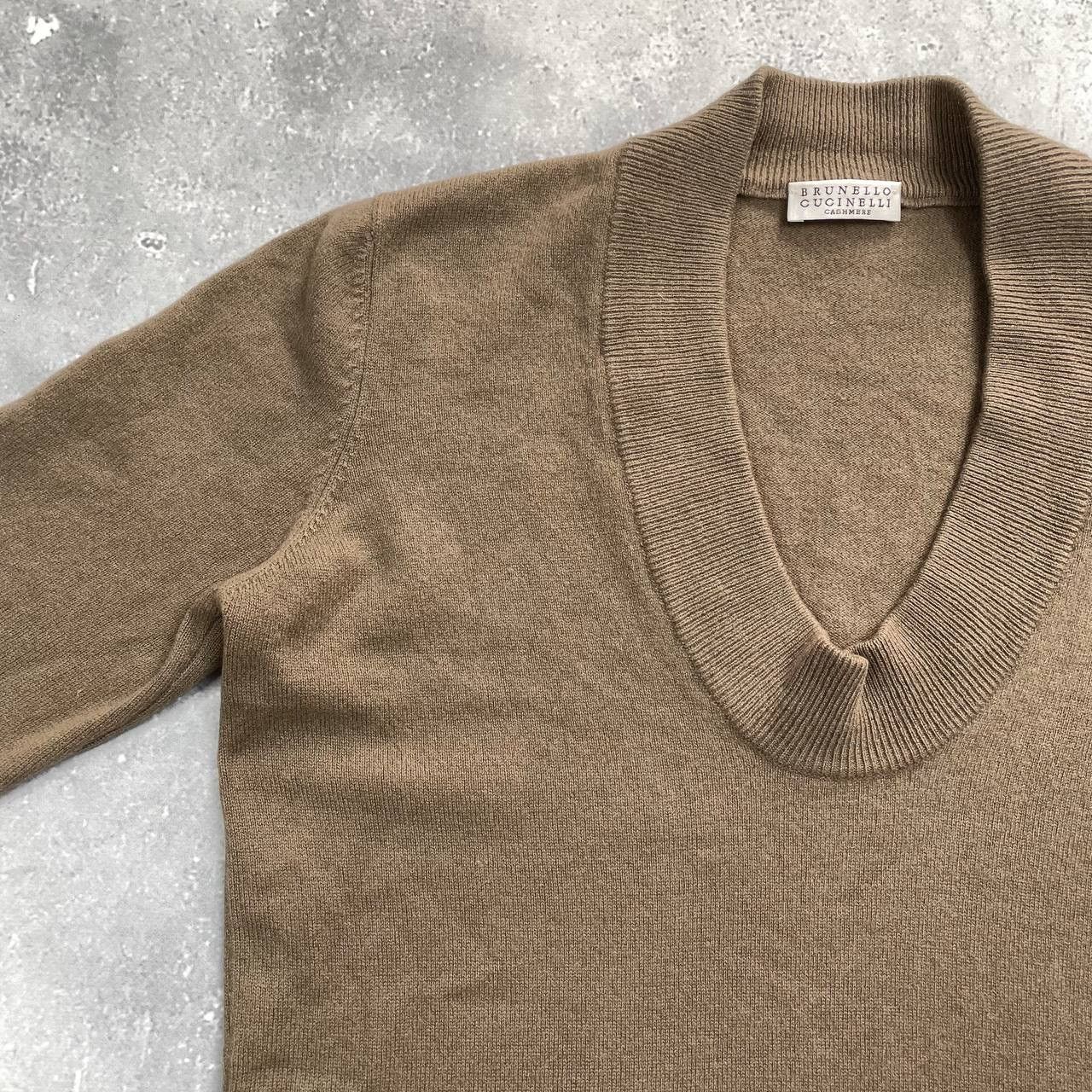 Brunello Cucinelli Brunello Cucinelli Cashmere V-Neck Sweater Pullover Women’s Size M / US 6-8 / IT 42-44 - 8 Thumbnail