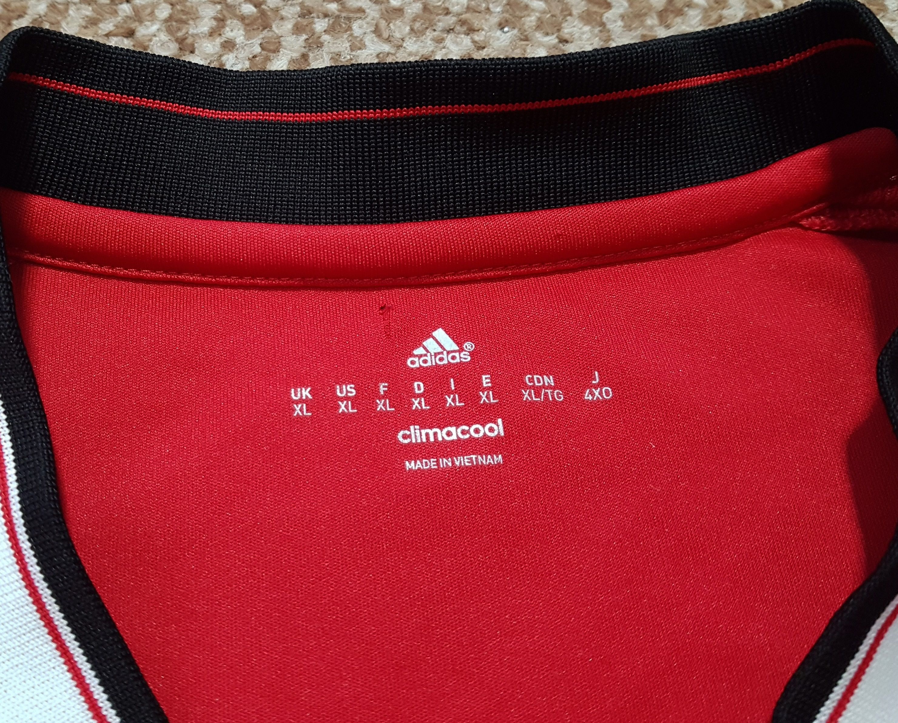Adidas Manchester United Adidas 2015-16 Home Football Soccer Jersey Size US XL / EU 56 / 4 - 8 Thumbnail