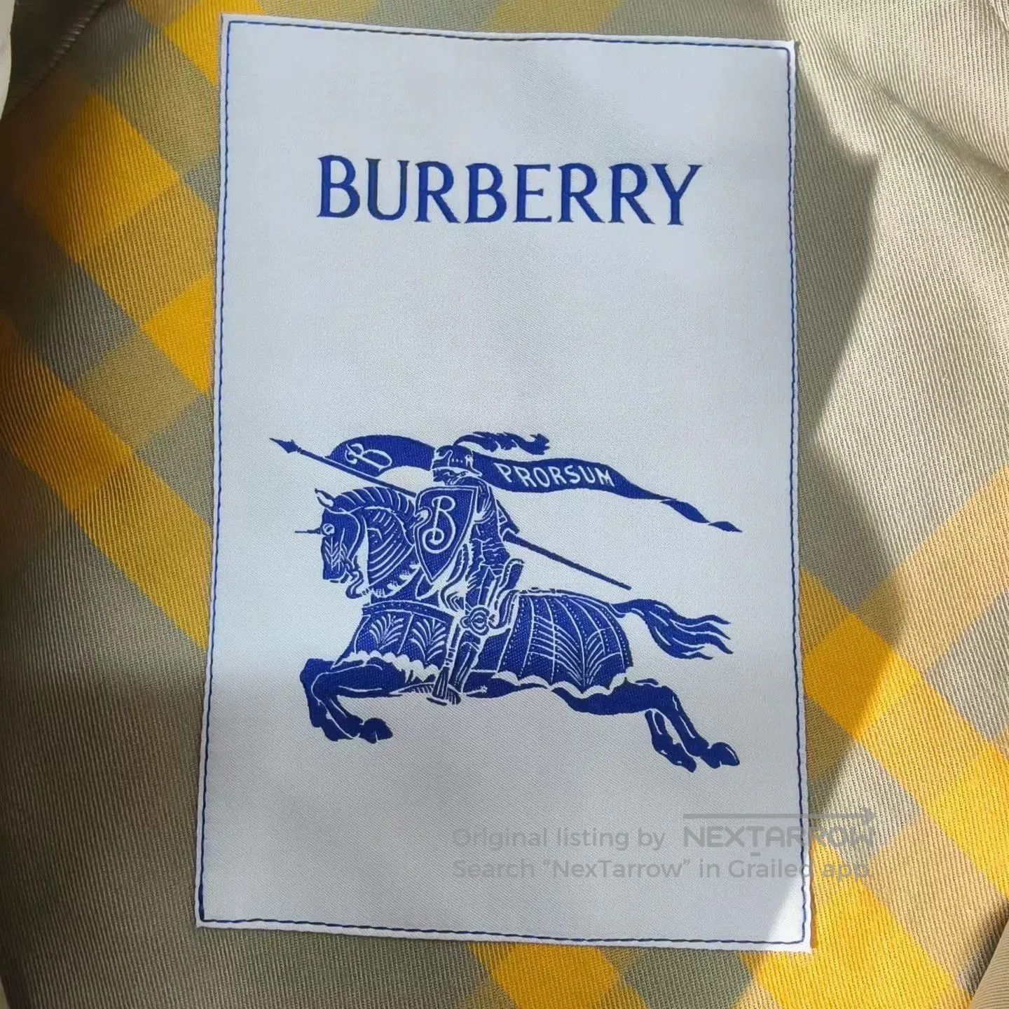 Burberry Burberry Men's Solid Lapel Single. Size US M / EU 48-50 / 2 - 3 Thumbnail