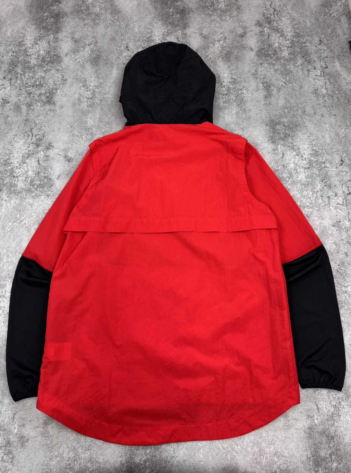 Nike Nike Men Nylon Hooded Windbreaker Red/Black Size L Size US L / EU 52-54 / 3 - 11 Thumbnail