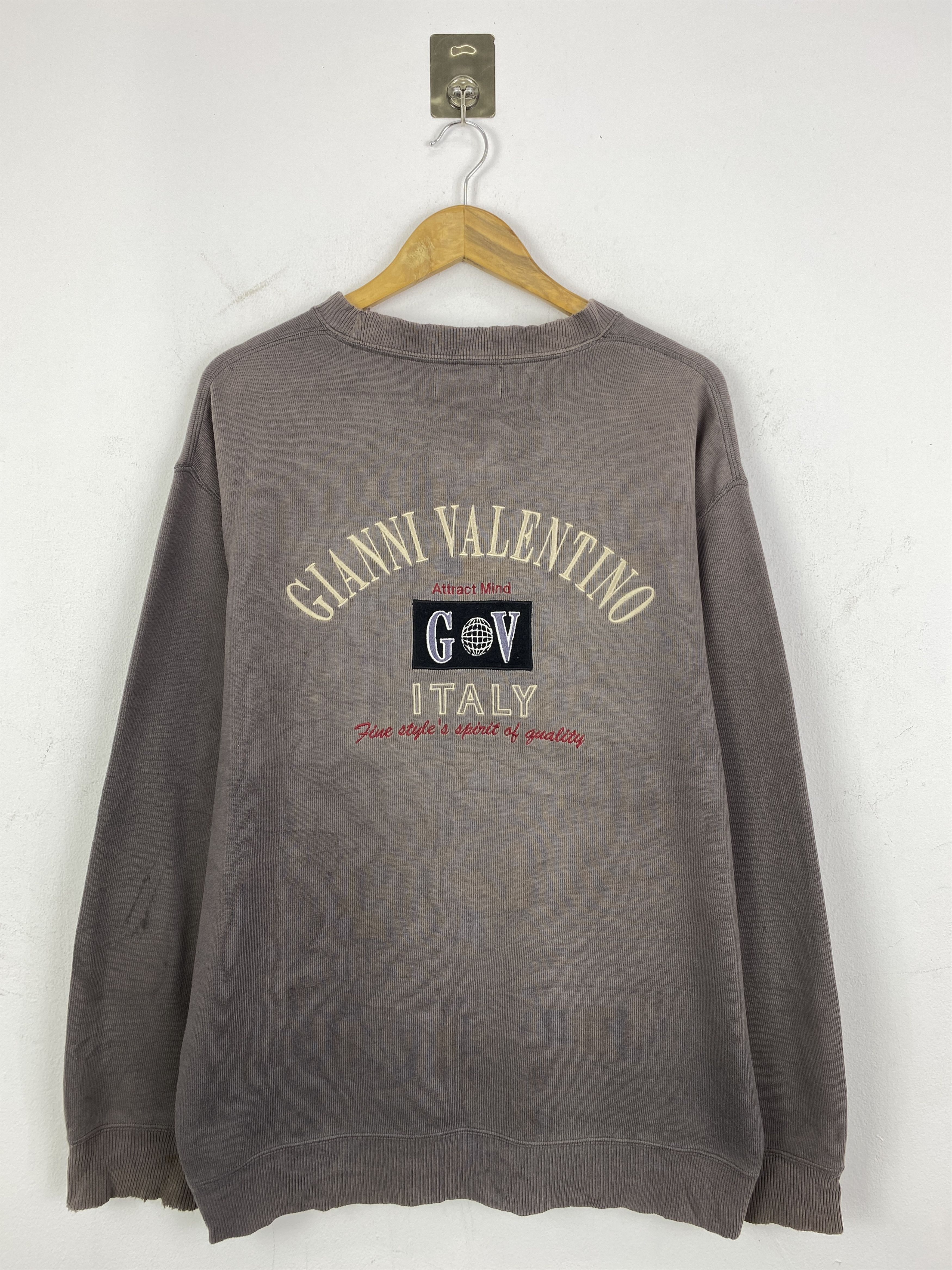 Gianni Valentino Vintage Gianni Valentino Faded Sweatshirt SH0204 Size US XL / EU 56 / 4 - 1 Thumbnail