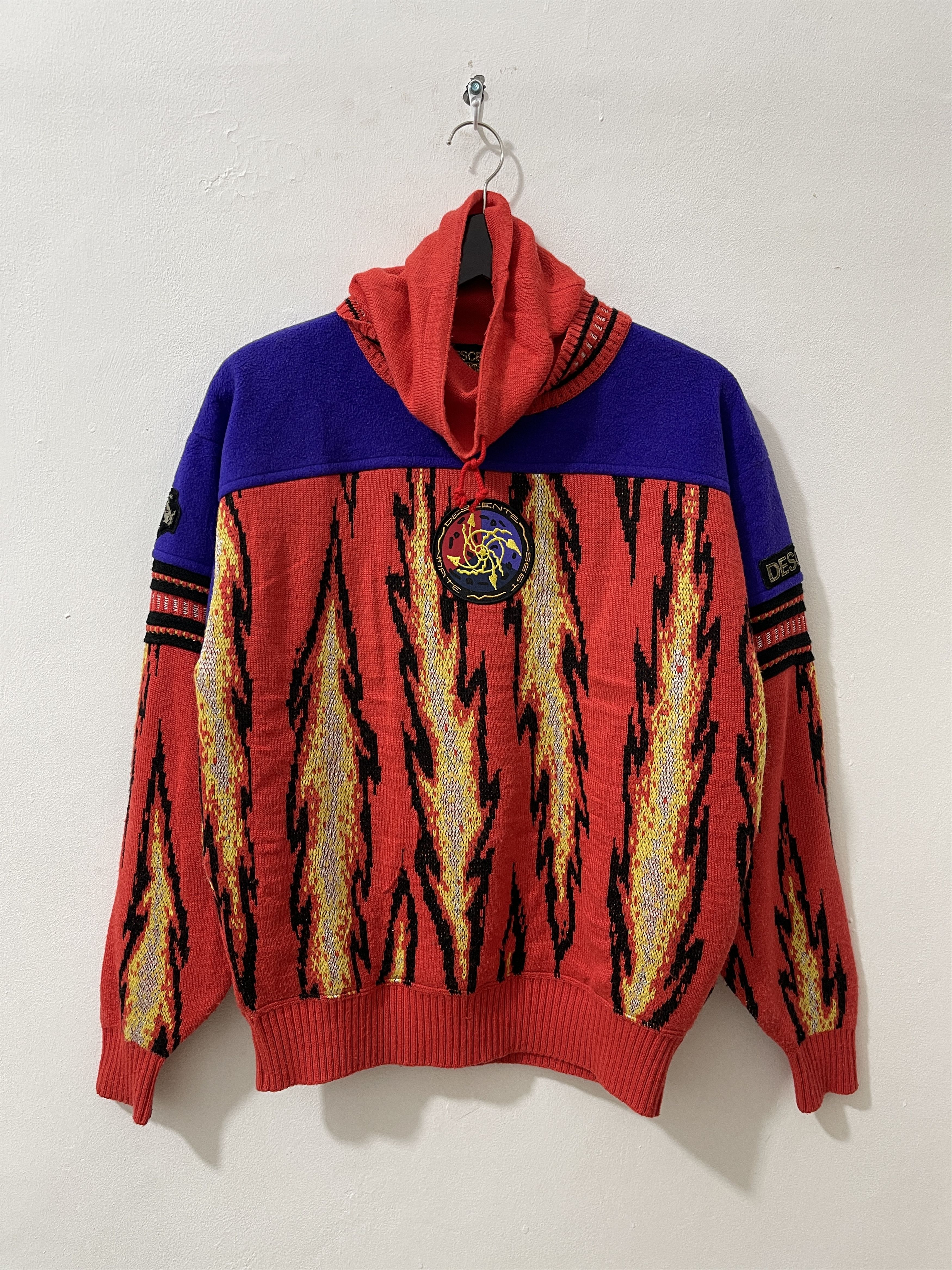 Vintage 90s Descente Crazy Fire Flames Ninja Longsleeve Size US L / EU 52-54 / 3 - 1 Thumbnail