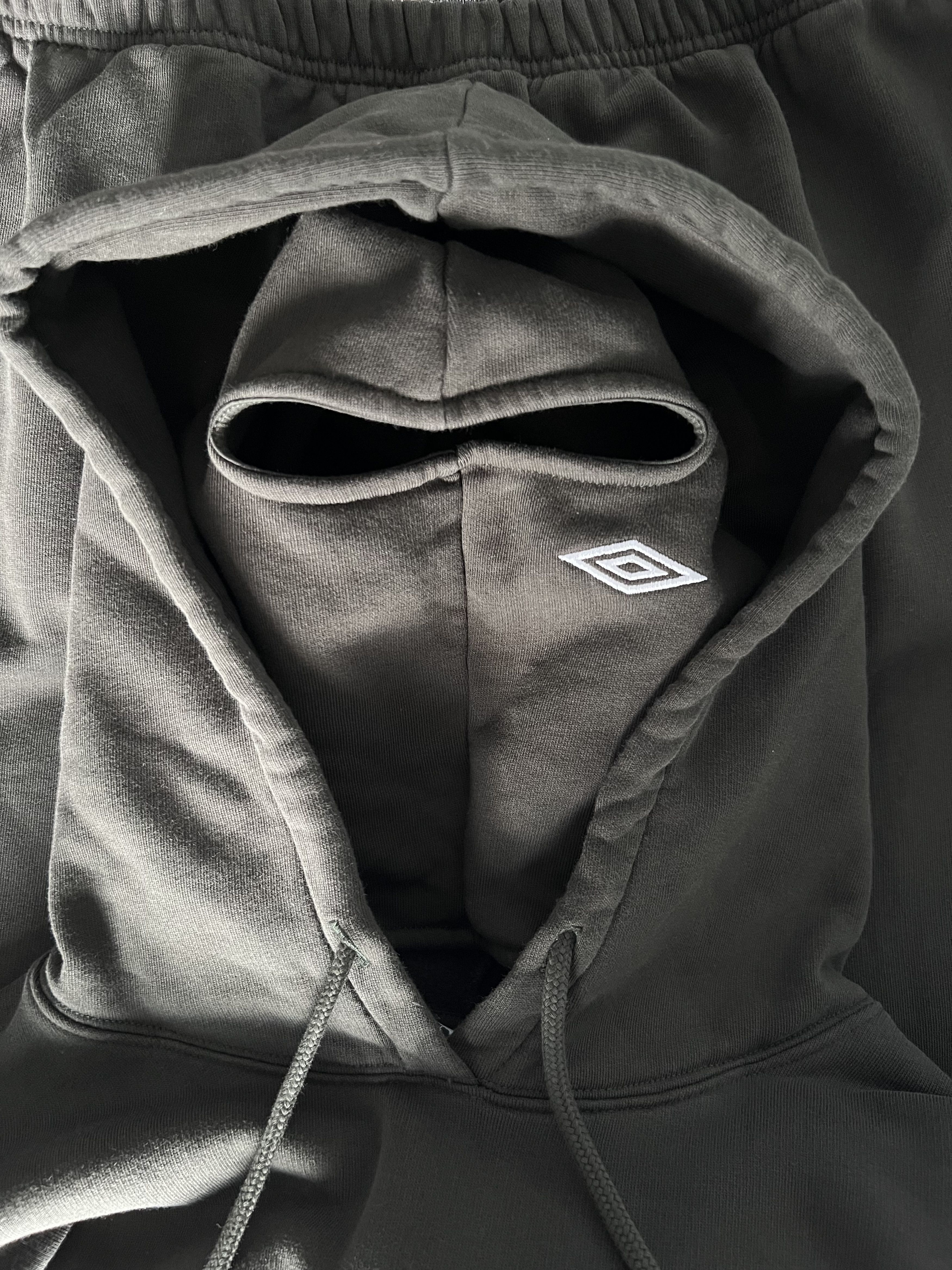 Slam Jam × Umbro Umbro Penalty Culture Manchester Mask Hoodie in Black Size US L / EU 52-54 / 3 - 8 Thumbnail