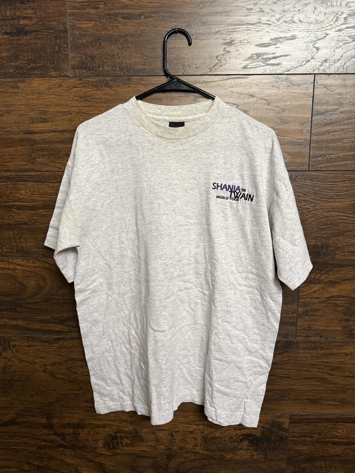 Designer VTG Shania Twain T-shirt Embroidered World Tour 1999 - L Size US L / EU 52-54 / 3 - 2 Thumbnail