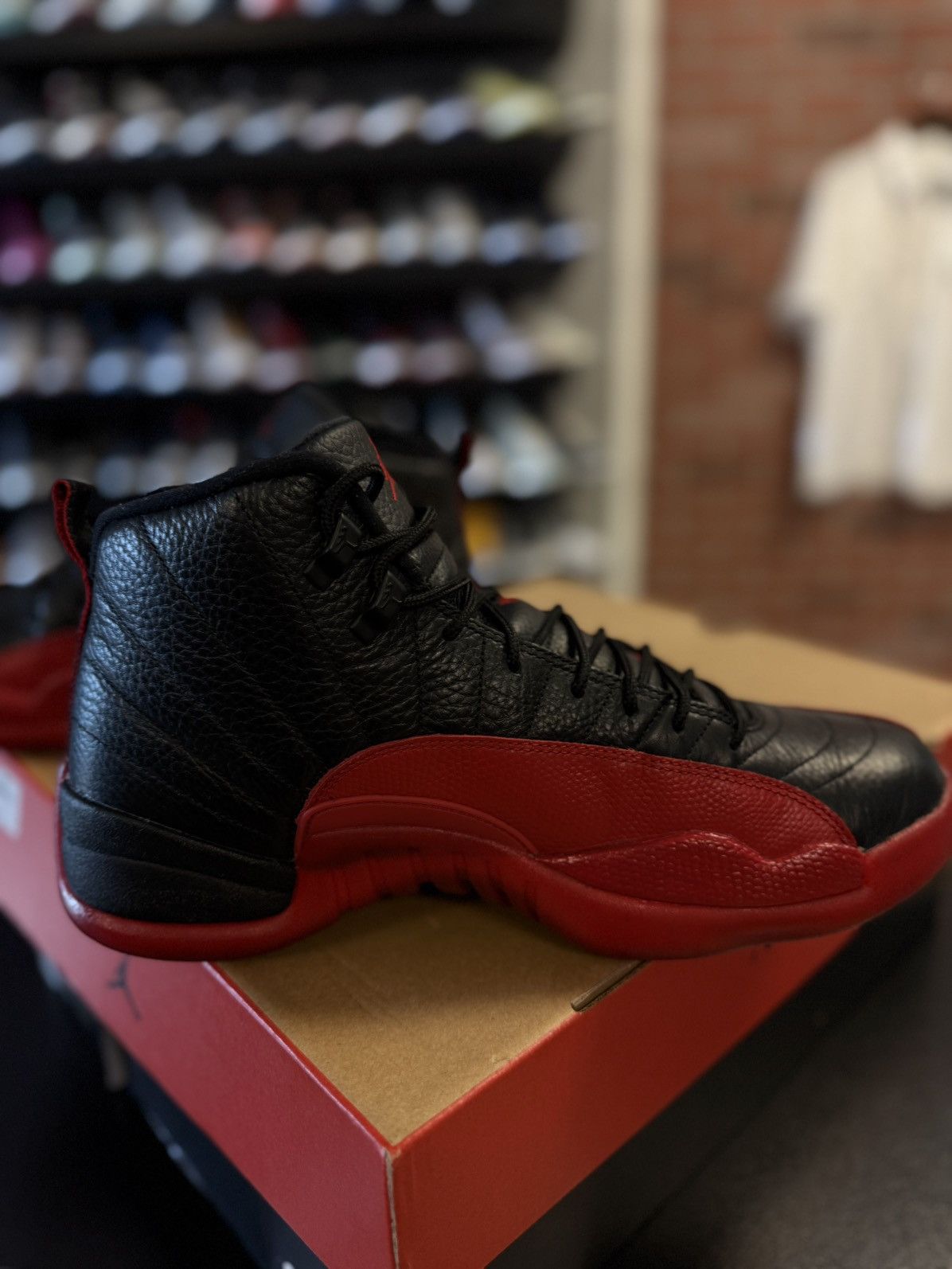 Jordan Brand × Nike Jordan 12 Flu Game (2016) 130690-002 Size 10.5 🧼 Size US 10.5 / EU 43-44 - 13 Thumbnail