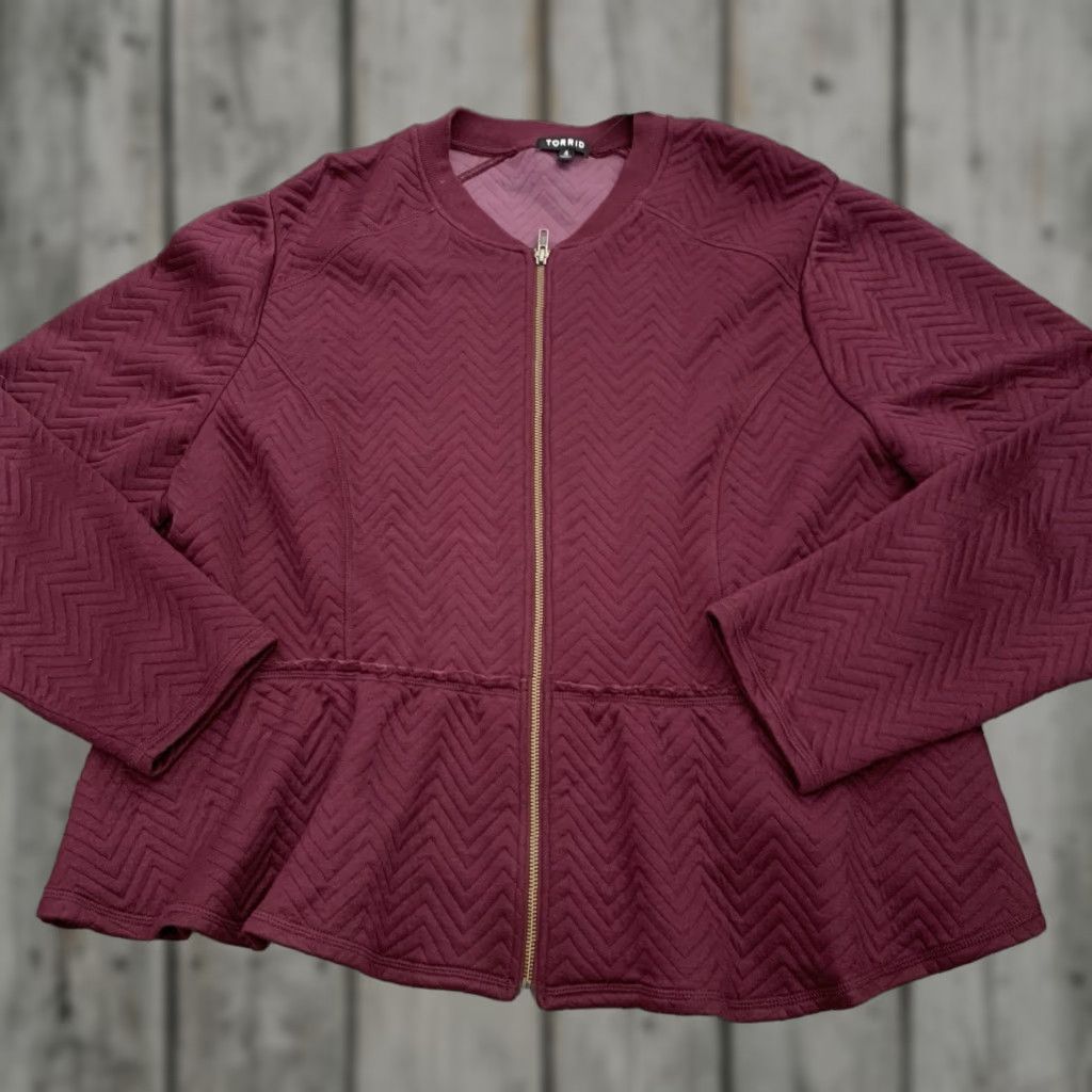 Torrid Torrid Womens Quilted Peplum Full Zip Jacket Wine Size 4 Fray Accent Comfy Soft Size XXL / US 16-18 / IT 52-54 - 1 Thumbnail