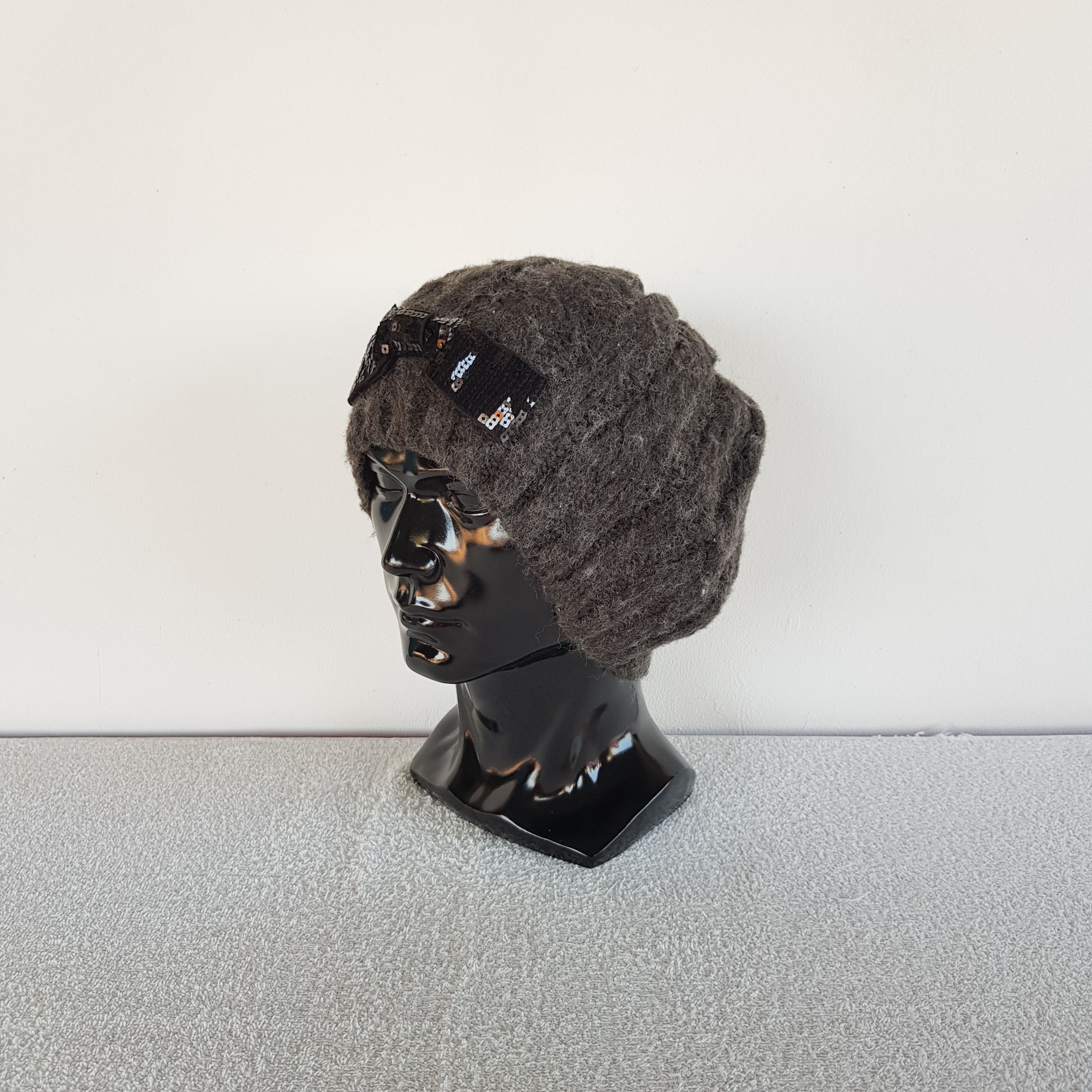 Aran Isles Knitwear Vintage Knitted Hats Japanese Beanie Faux Fur Snow Caps Size ONE SIZE - 2 Thumbnail