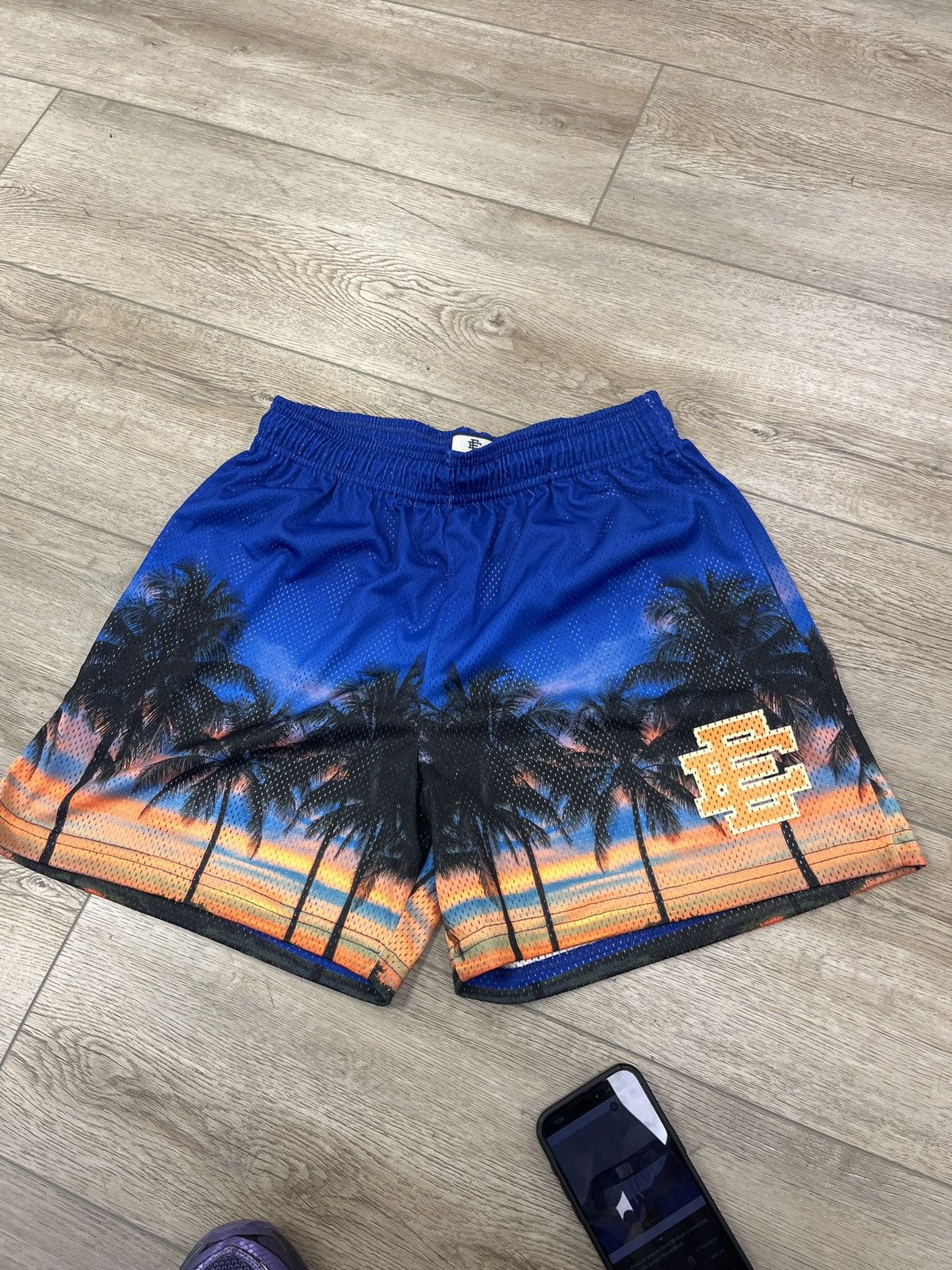 Eric Emanuel Eric Emanuel Palm Tree Sunset Short size xl new Size US 36 / EU 52 - 1 Thumbnail