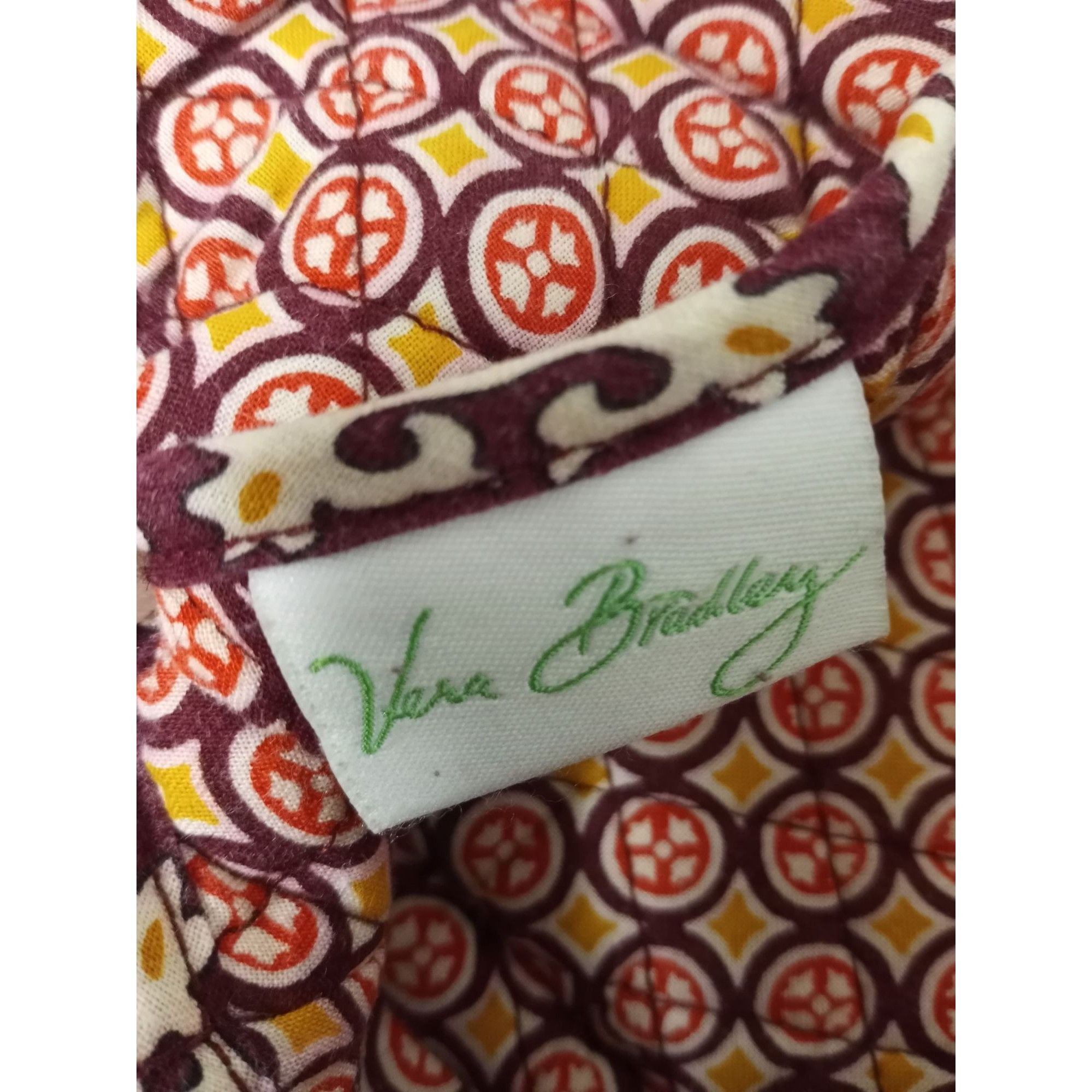 Other Vera Bradley Maroon Medallion Tote Size ONE SIZE - 11 Thumbnail