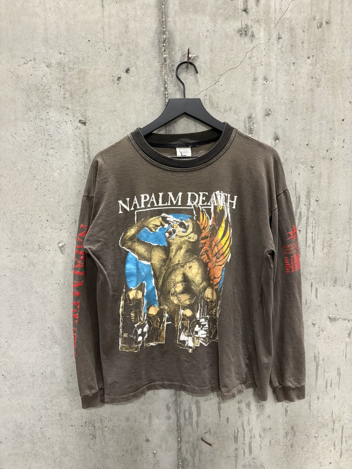 Band Tees Vintage Napalm Death Shirt Thrashed Faded Grunge Band Size US L / EU 52-54 / 3 - 1 Thumbnail