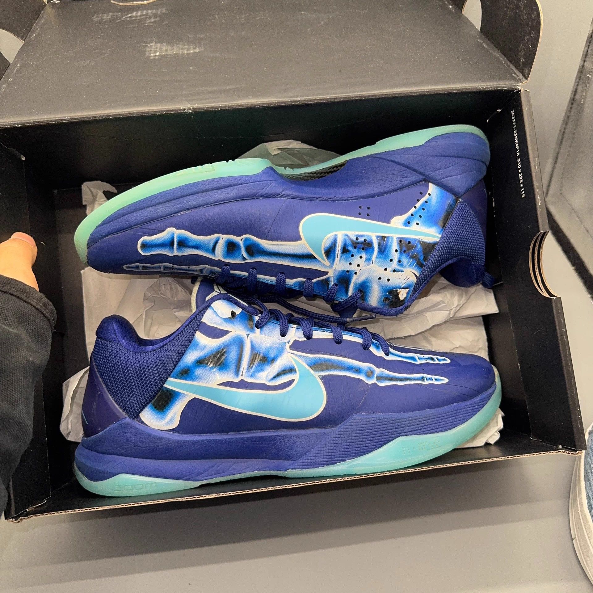Nike Nike Kobe 5 X-Ray Blue Size 42 Size US 9 / EU 42 - 5 Thumbnail