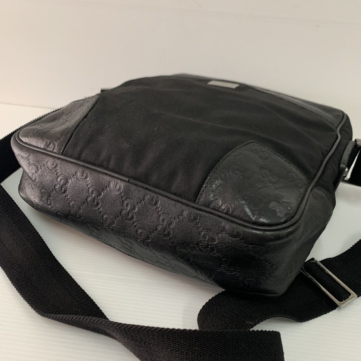 Gucci Gucci Monogram Black Slingbag Size ONE SIZE - 6 Thumbnail