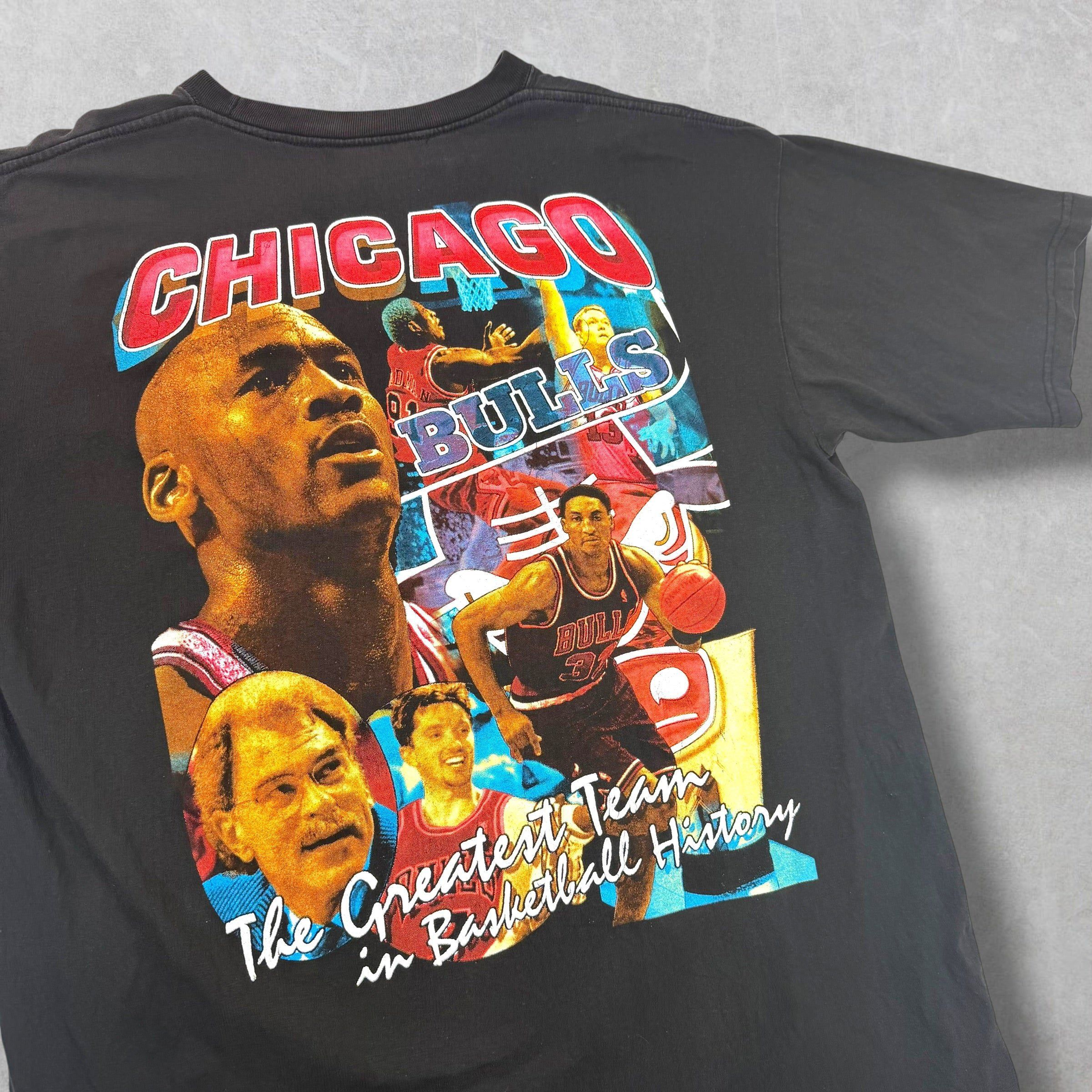 Vintage Vintage '97 Chicago Bulls Rap Tee XL Size US XL / EU 56 / 4 - 4 Thumbnail