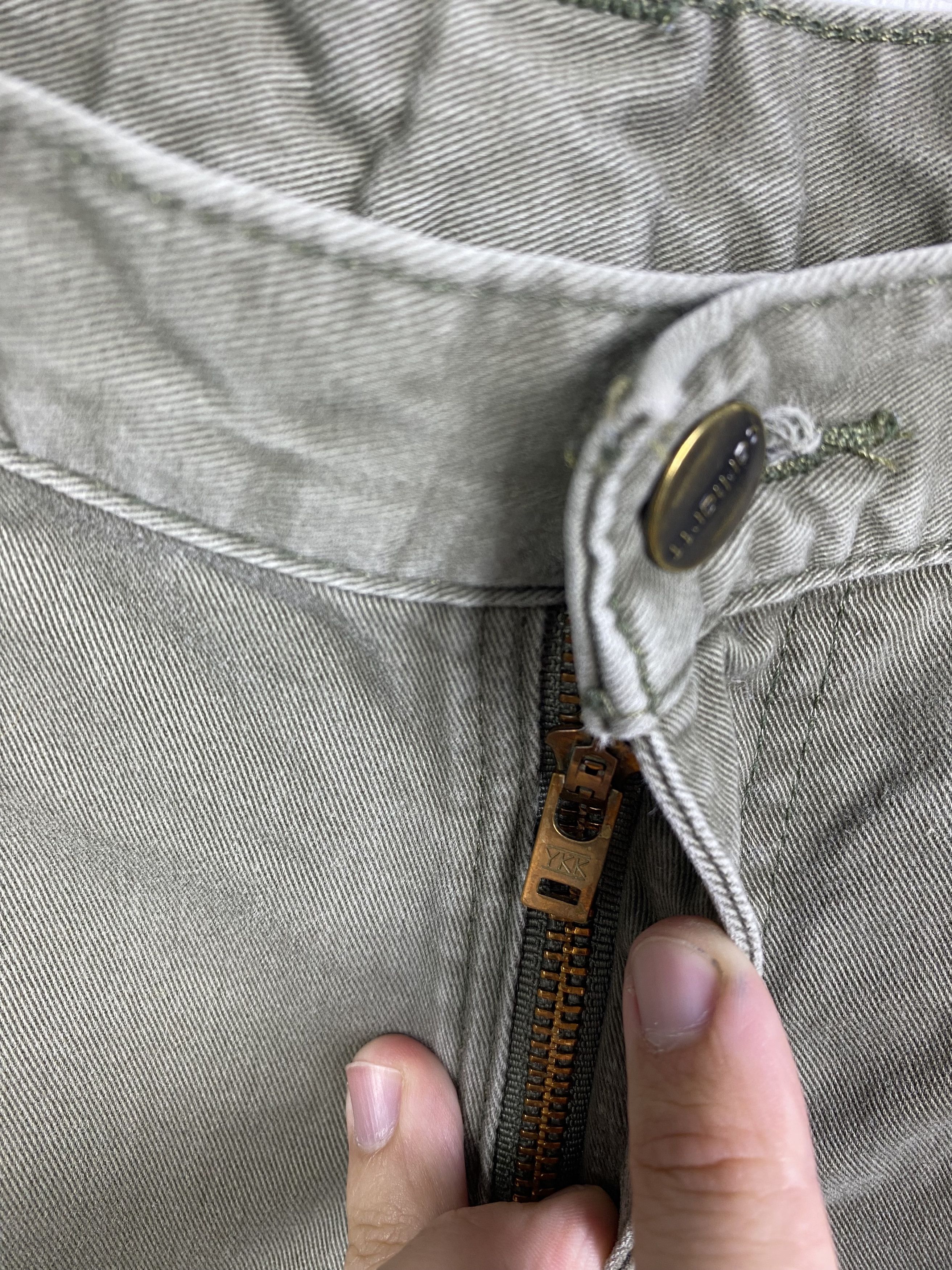 Carhartt Carhartt Khaki Shorts size 30 Size US 30 / EU 46 - 7 Thumbnail