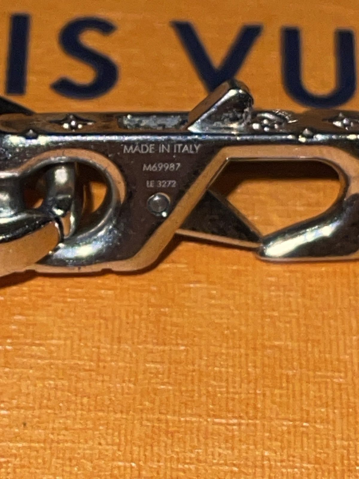 Louis Vuitton LOUIS VUITTON NECKLACE CHAIN MONOGRAM SILVER LV LOGO M69987 Size ONE SIZE - 7 Thumbnail