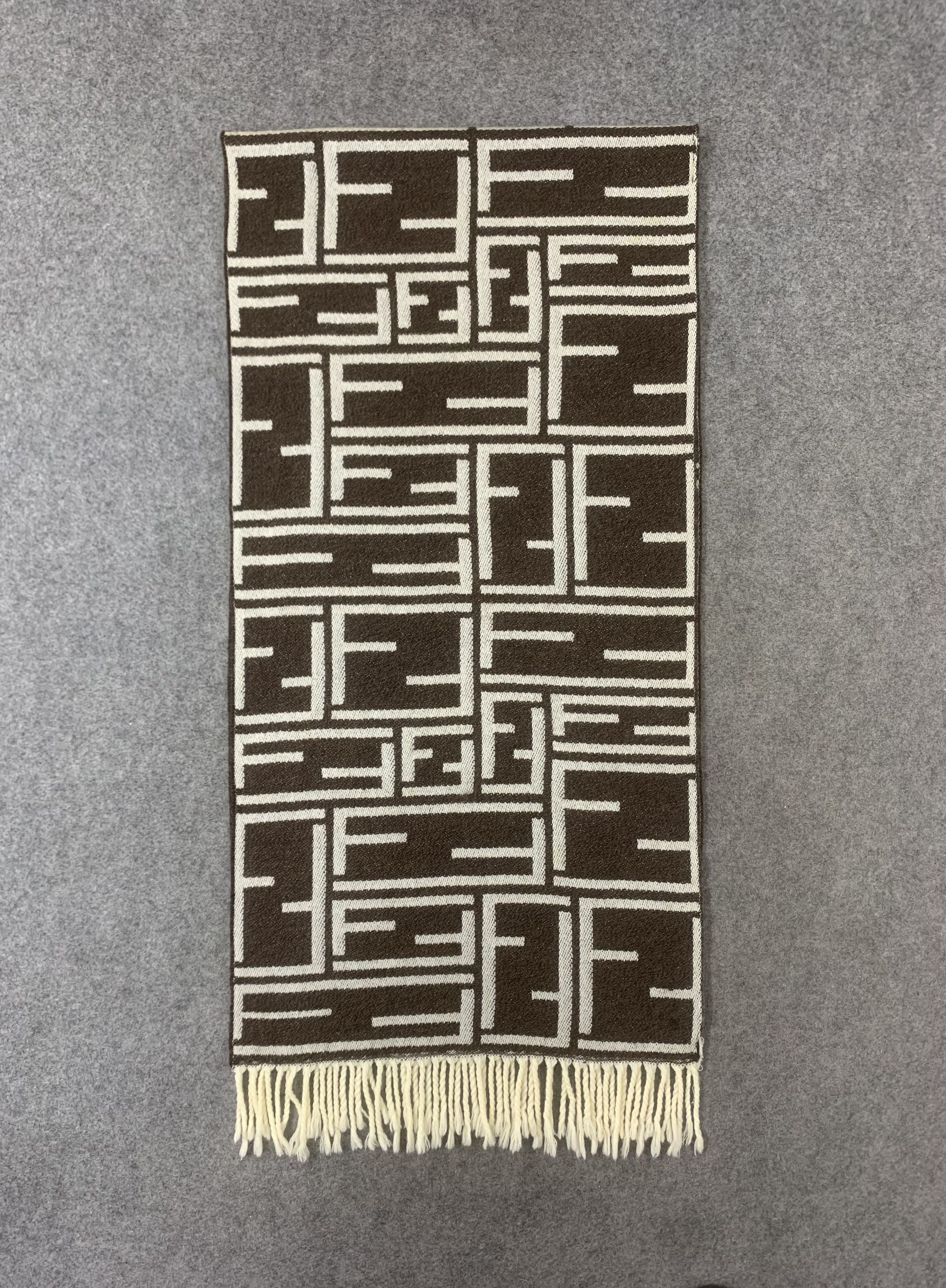 Fendi Fendi Scarf Wool Muffler Neck Wrap BL9265 Size ONE SIZE - 2 Thumbnail