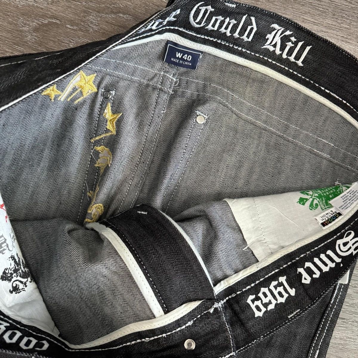 Coogi × Japanese Brand × Vintage Grail Vintage y2k Coogi baggy embroidered luxe jeans Size US 40 / EU 56 - 6 Thumbnail