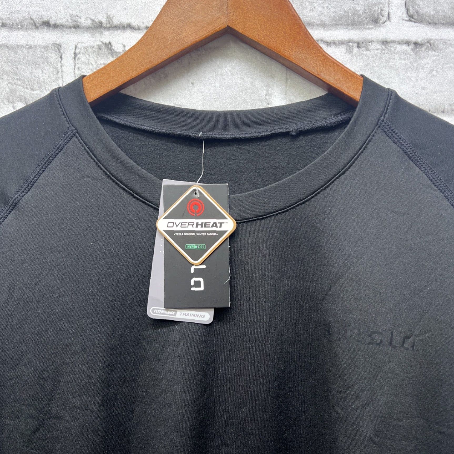 Vintage NWT Tesla Black Longsleeve Athletic T-Shirt Womens Size XL Size XL / US 12-14 / IT 48-50 - 2 Thumbnail