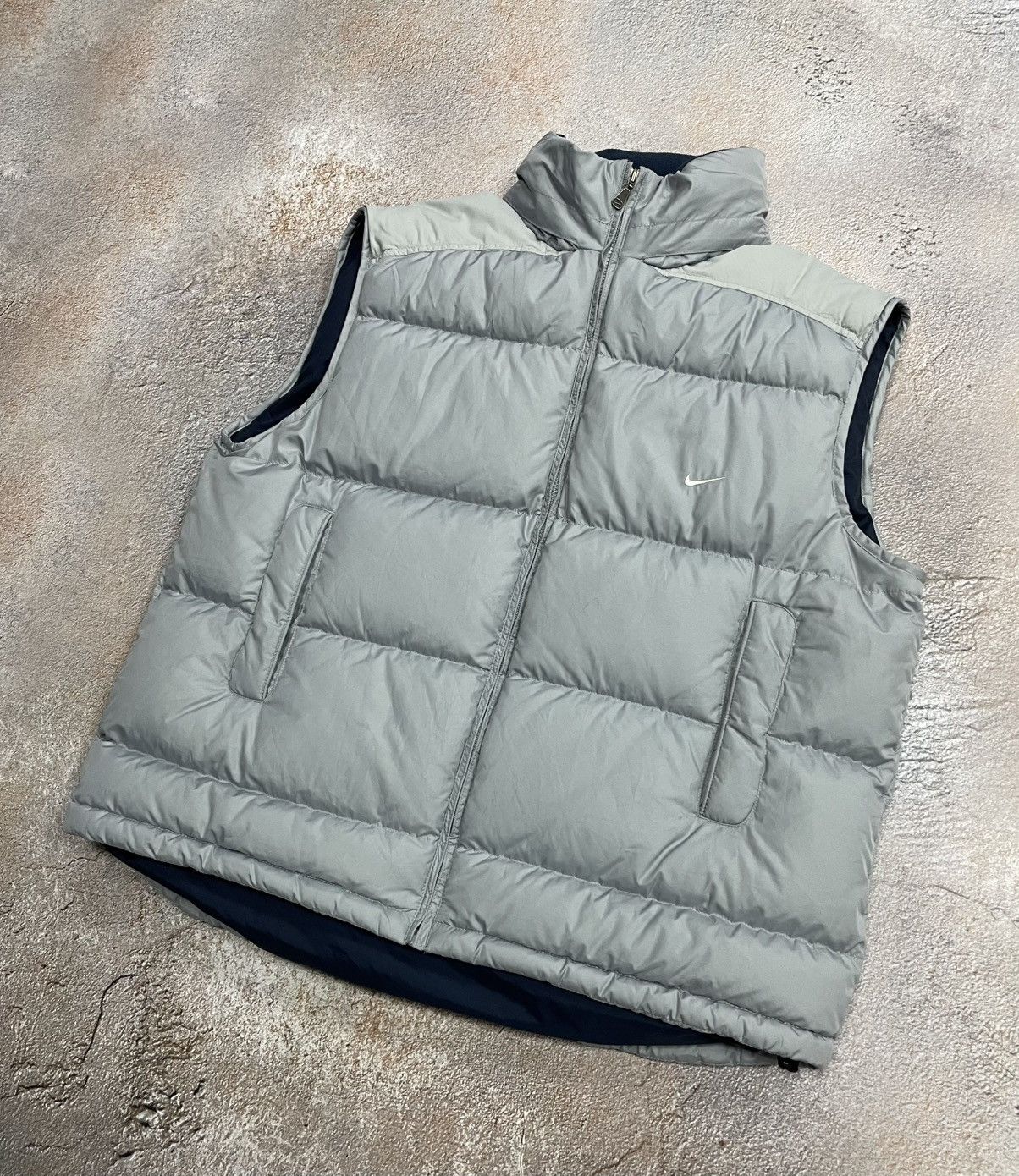 Nike Vintage Nike Small Swoosh Puffer Vest Size US XXL / EU 58 / 5 - 2 Thumbnail
