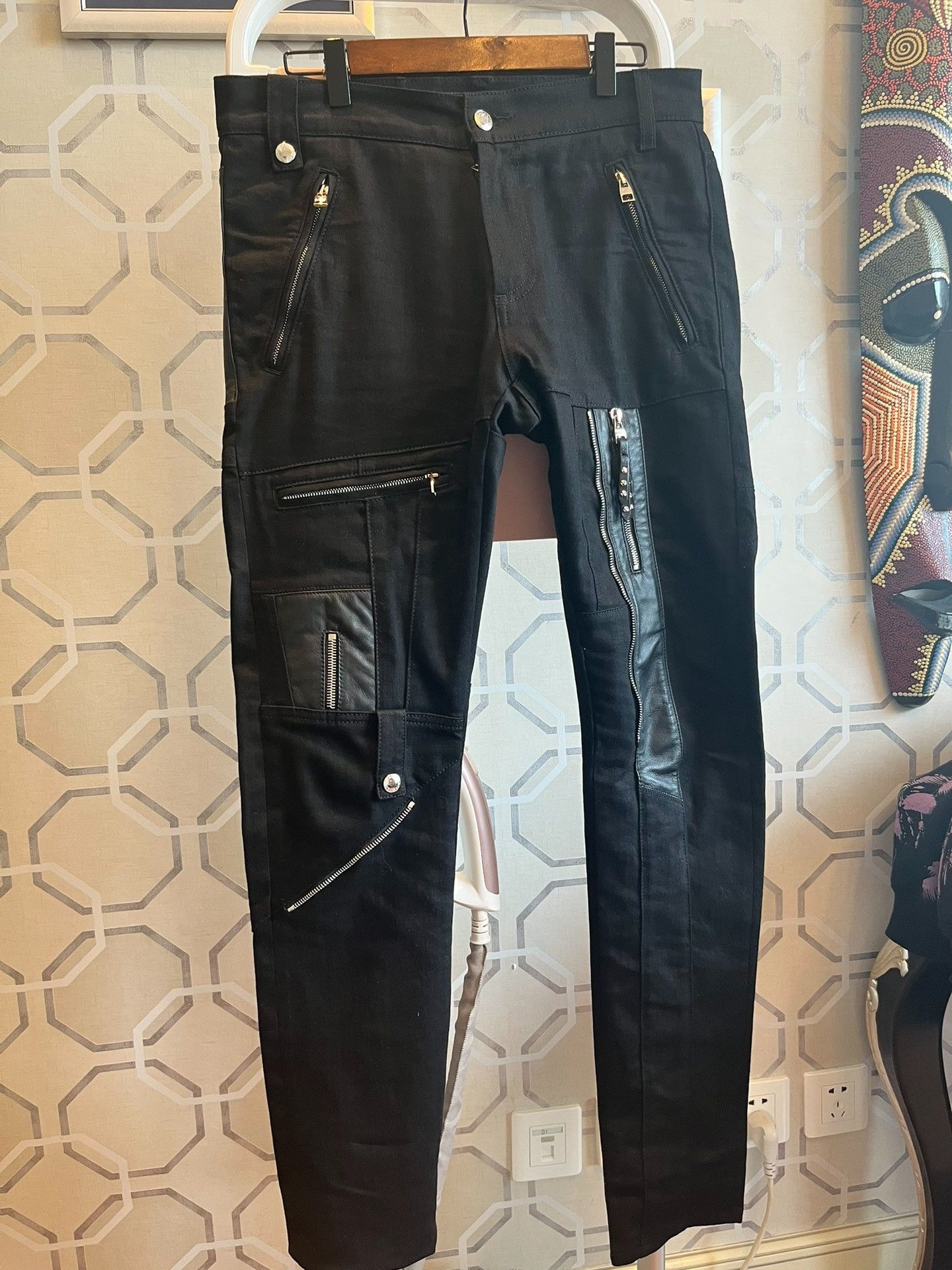Alexander McQueen Alexander McQueen Multi-Zip Leather Jeans Size US 30 / EU 46 - 1 Thumbnail