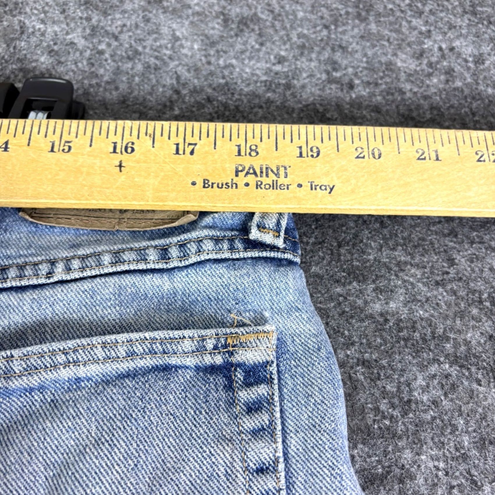 Wrangler Wrangler Bermuda Shorts Mens Light Wash Denim 36 Blue Cotton 606W1DH Distressed Size US 36 / EU 52 - 6 Thumbnail