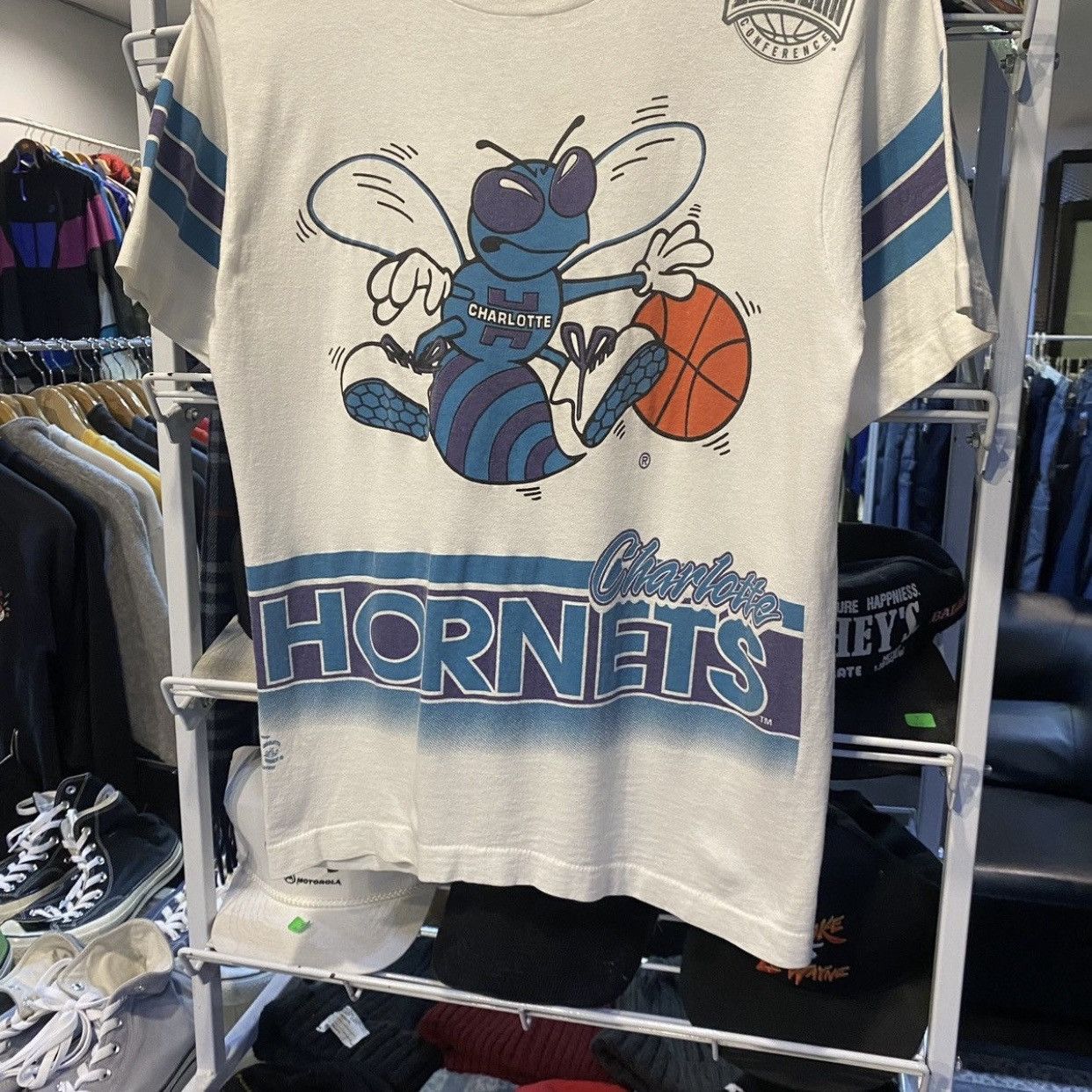 NBA VINTAGE 90s Charlotte Hornets Salem Sportswear T-Shirts Size US M / EU 48-50 / 2 - 4 Thumbnail