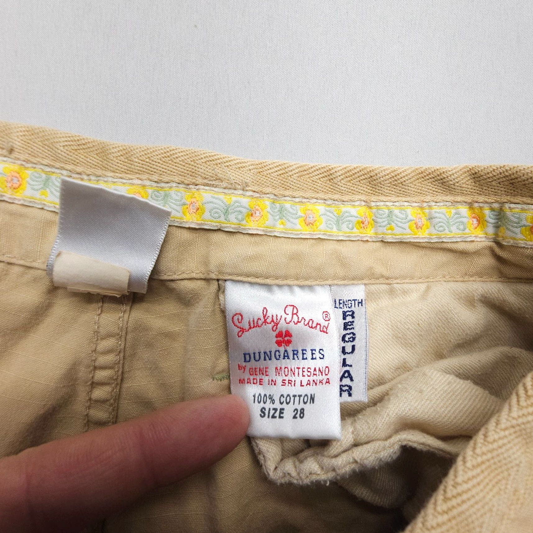 Lucky Brand VINTAGE Lucky Brand Dungarees Cargo Pants Womens 28 Tan 90s USA Baggy Low Rise Size 28" / US 6 / IT 42 - 4 Thumbnail