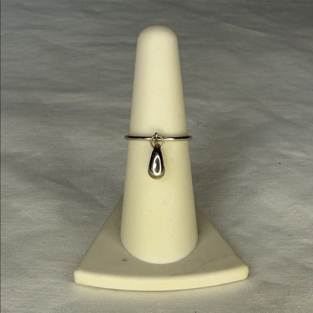 Tiffany & Co. Tiffany & Co. Elsa Peretti Teardrop Ring – Sterling Silver Size ONE SIZE - 1 Thumbnail