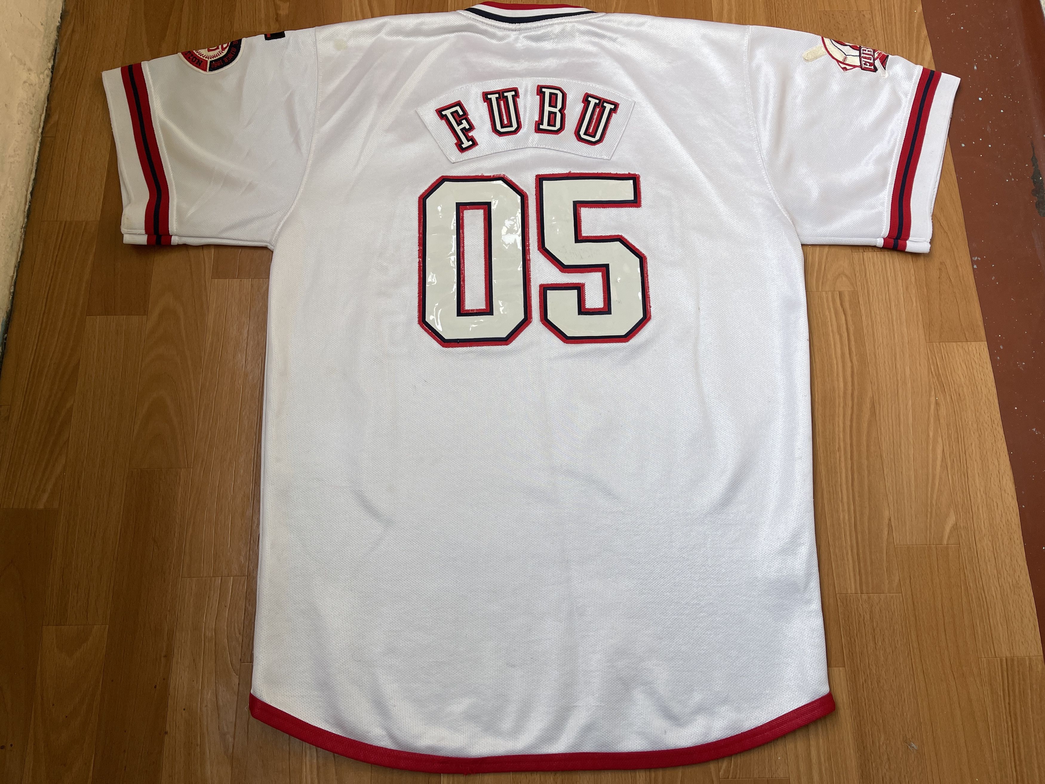 Fubu FUBU jersey, Canada, t-shirt City Series vintage hip hop L Size US L / EU 52-54 / 3 - 2 Thumbnail