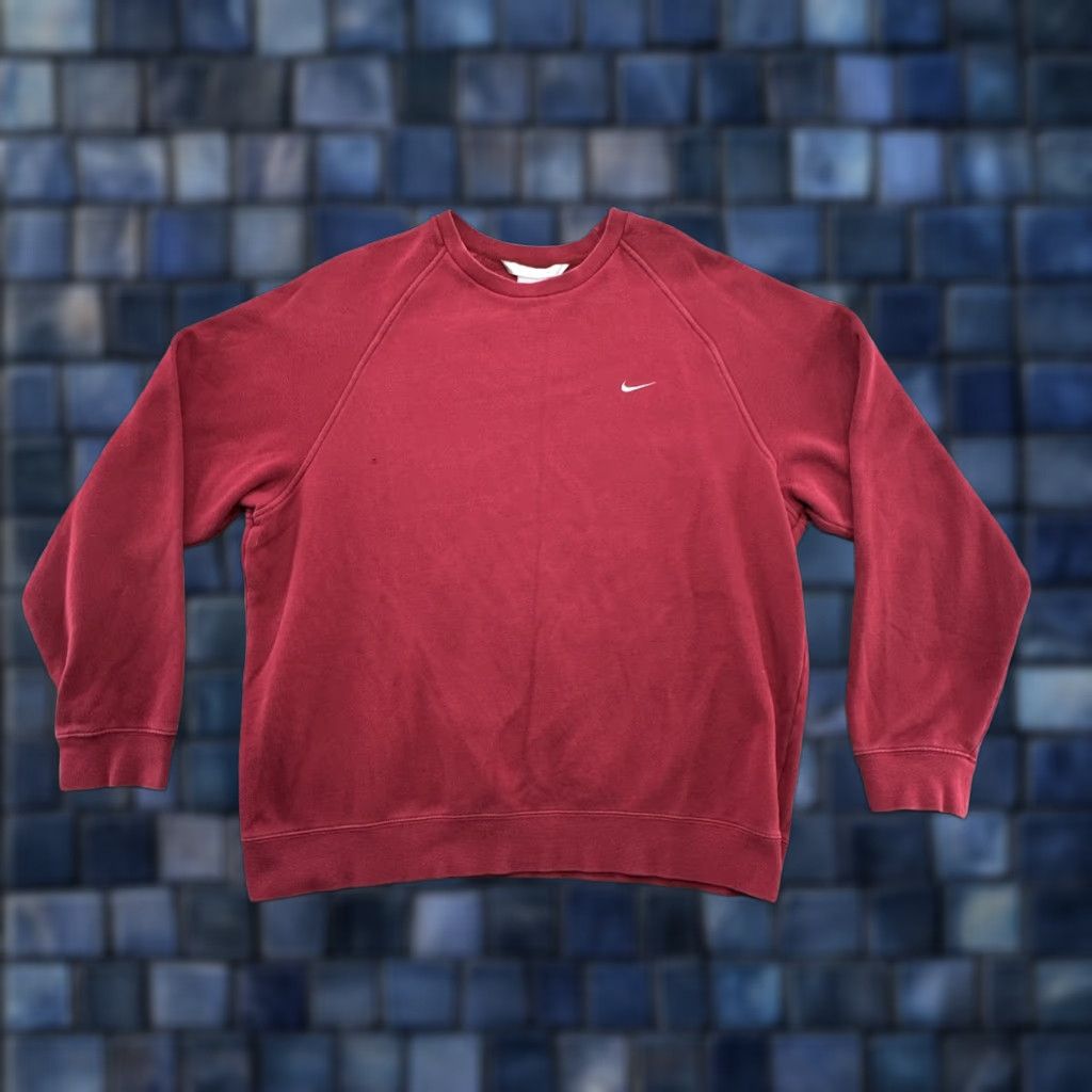 Nike VINTAGE Nike Sweatshirt Crewneck XL Beige Red Logo Embroidered 90s City College USA Mens Sweatshirt Size US L / EU 52-54 / 3 - 1 Thumbnail