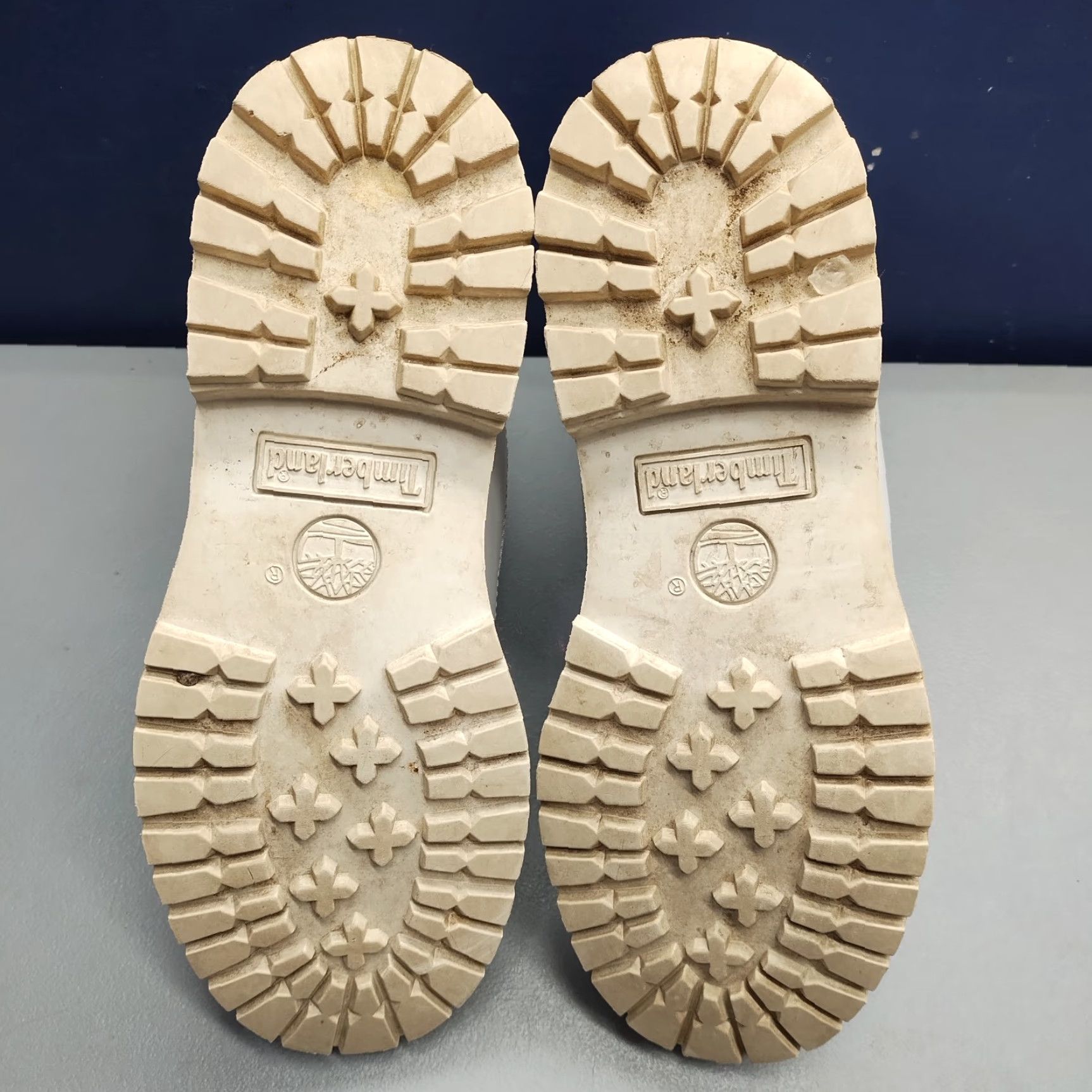 Timberland Timberland Boots Womens Size 8M White Upper Leather Waterproof Round Toe Lace Up Womens Size 8 White Timberland Boots Size US 8 / IT 38 - 7 Thumbnail
