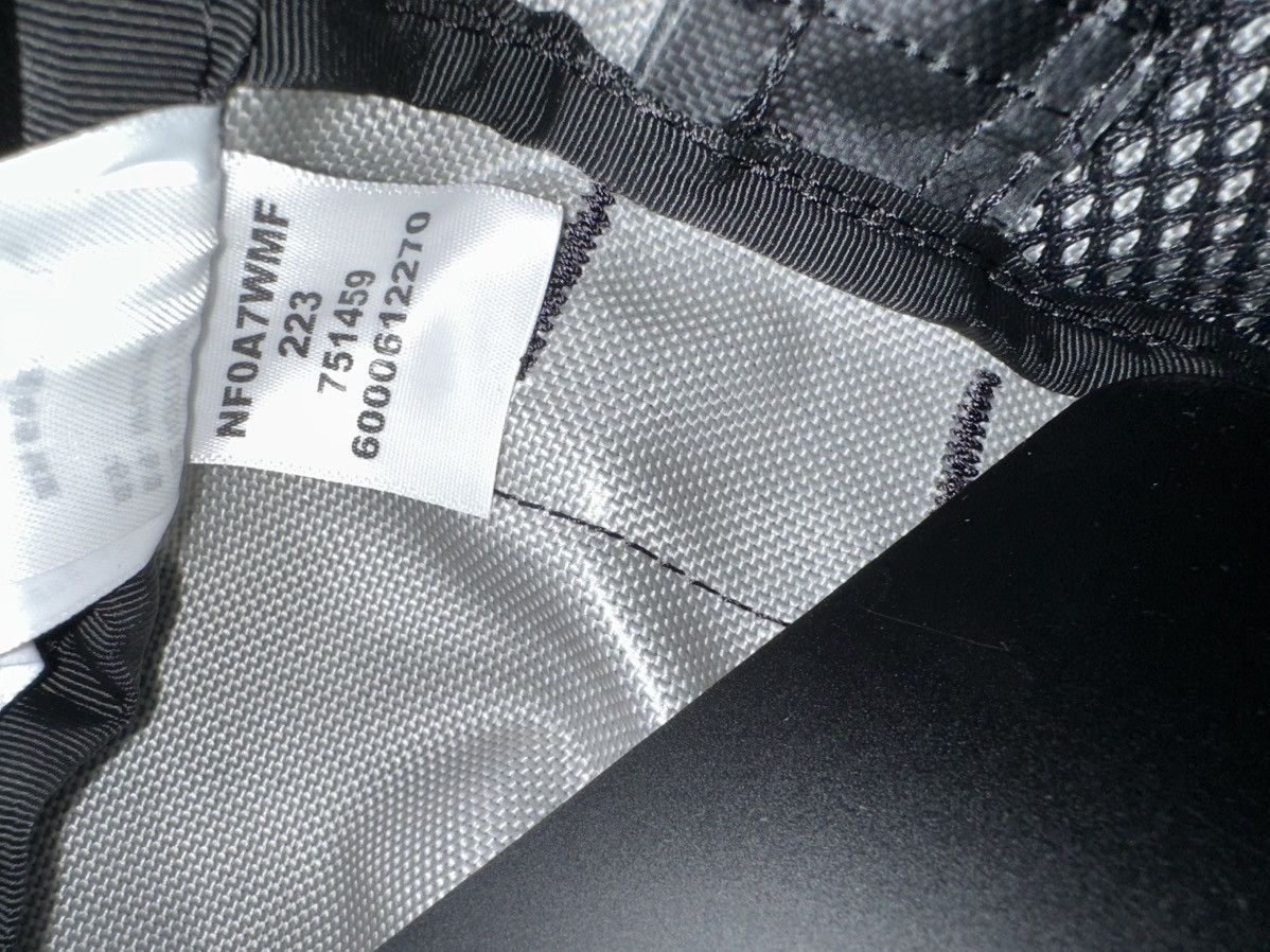 Kaws × The North Face Kaws x The North Face Basecamp Duffel Size ONE SIZE - 20 Thumbnail
