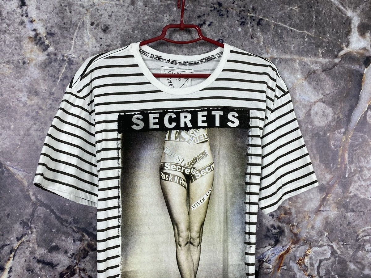 True Religion Men’s Religion Secrets Lies Streetwear T-Shirt Size XL Size US XL / EU 56 / 4 - 2 Thumbnail