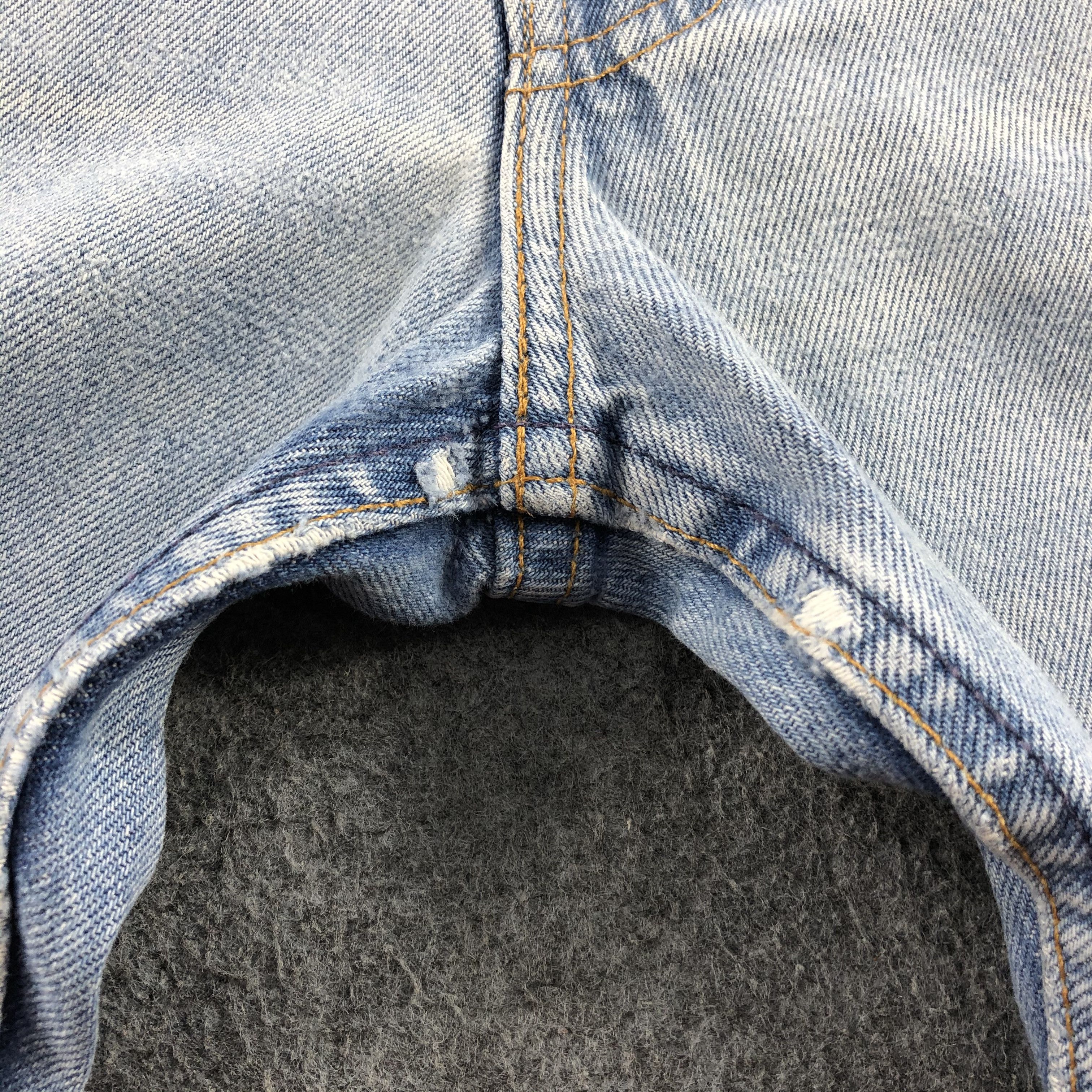 Levi's Vintage 90s Light Wash Levis 510 Jeans-J1898 Size US 28 / EU 44 - 9 Thumbnail