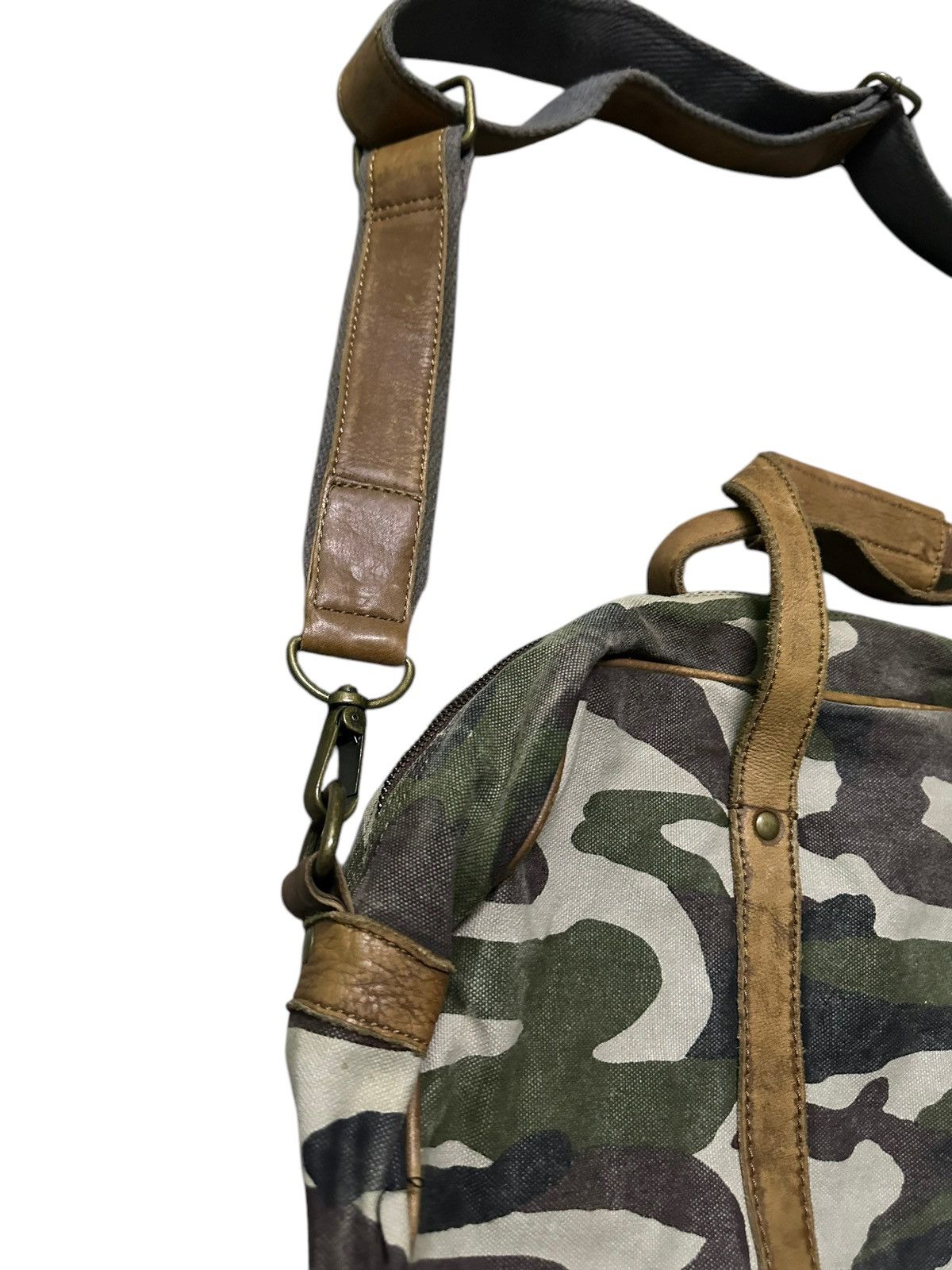 Fossil Fossil world wide camo carry bag Size ONE SIZE - 6 Thumbnail